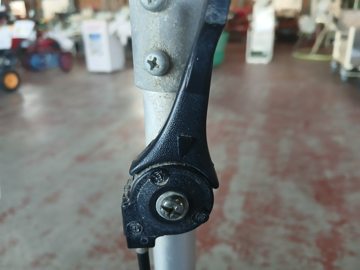 ゼノア 中古 バリカン RHT2300【宮城2577】