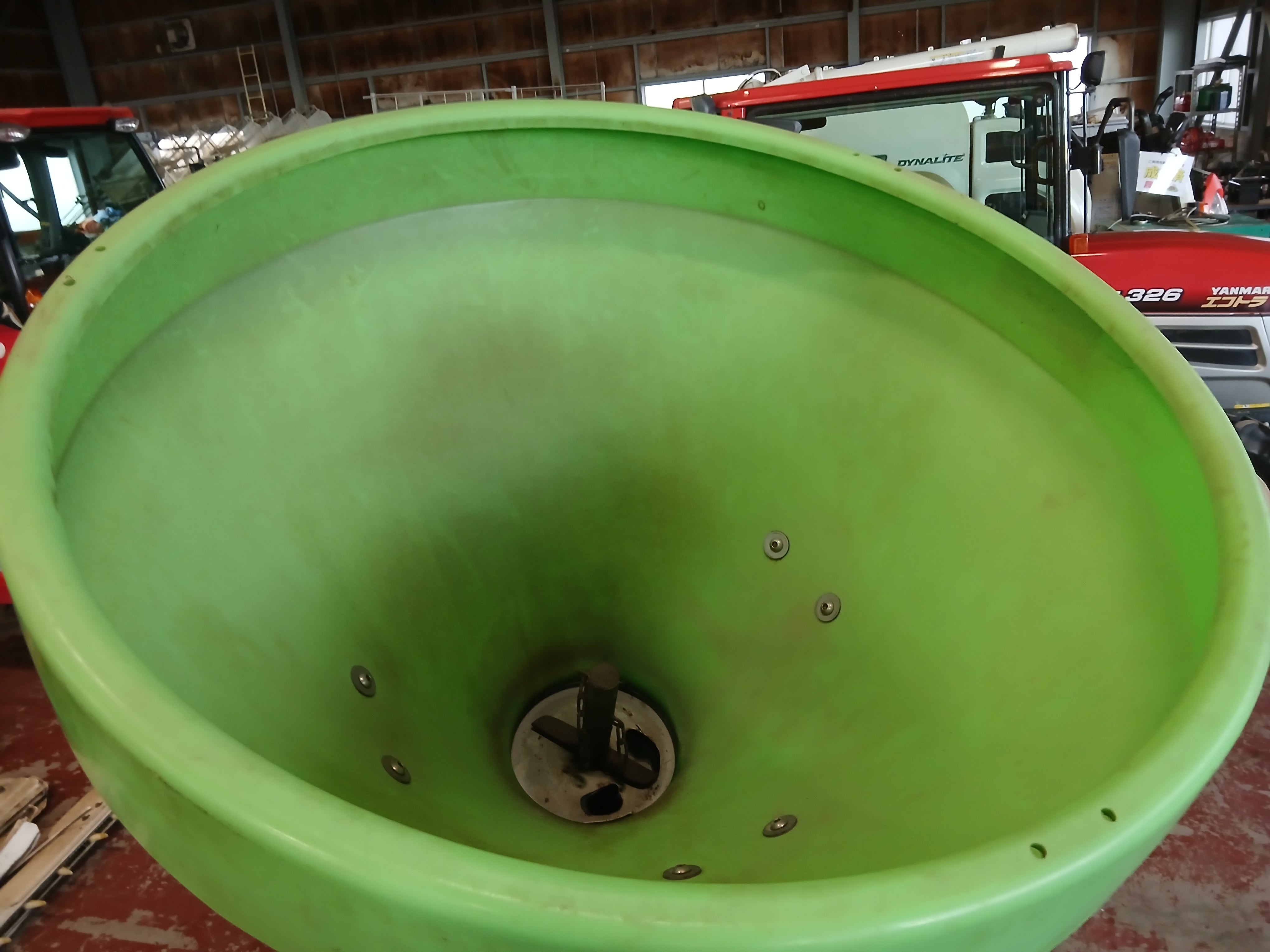 ニプロ 中古 ブロードキャスター MC07 スピナー式 電動開閉 【宮城2610