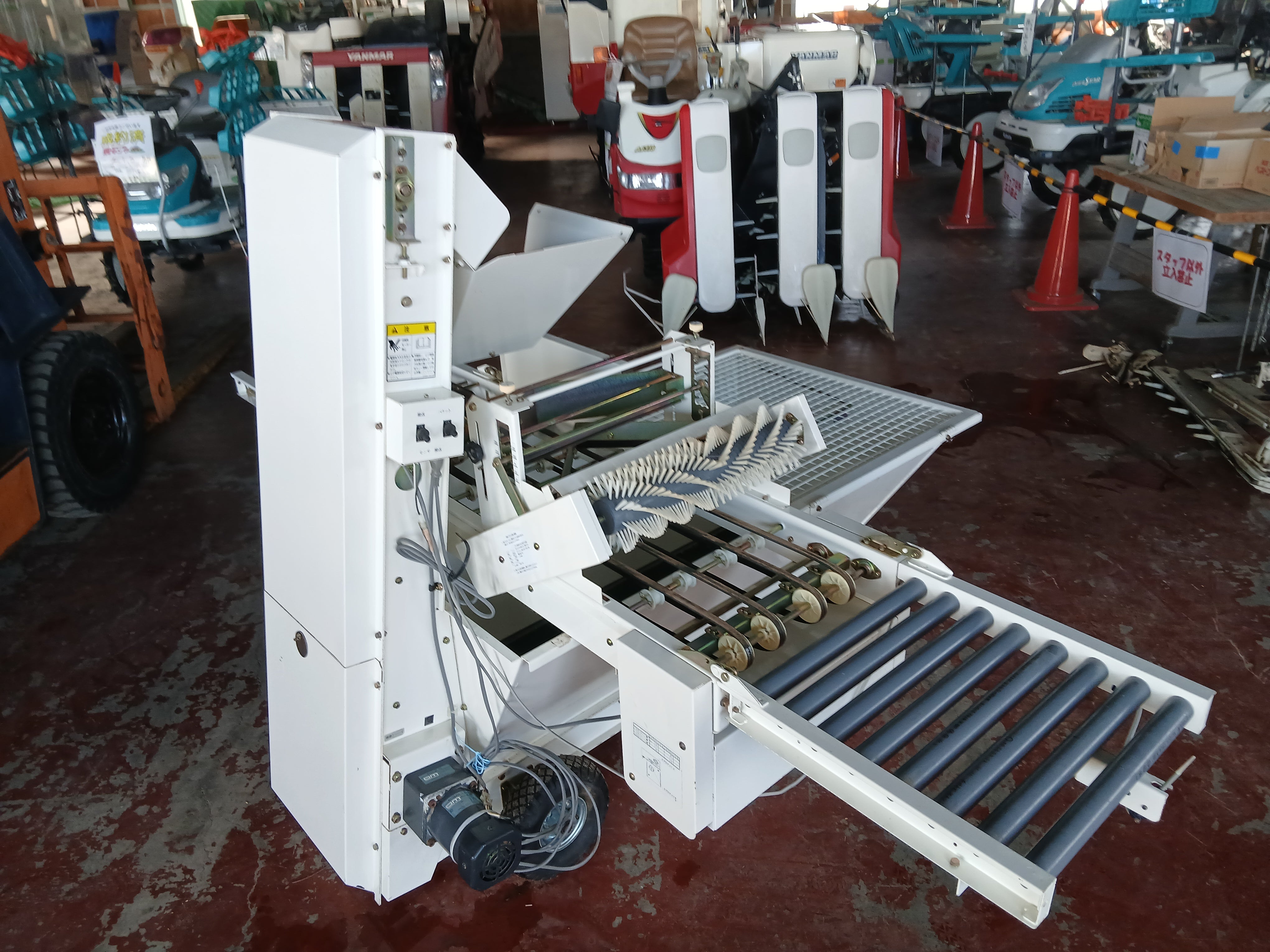 スズテック 中古 ポット土入れ機 STK-20P【宮城2623】 – 農キング
