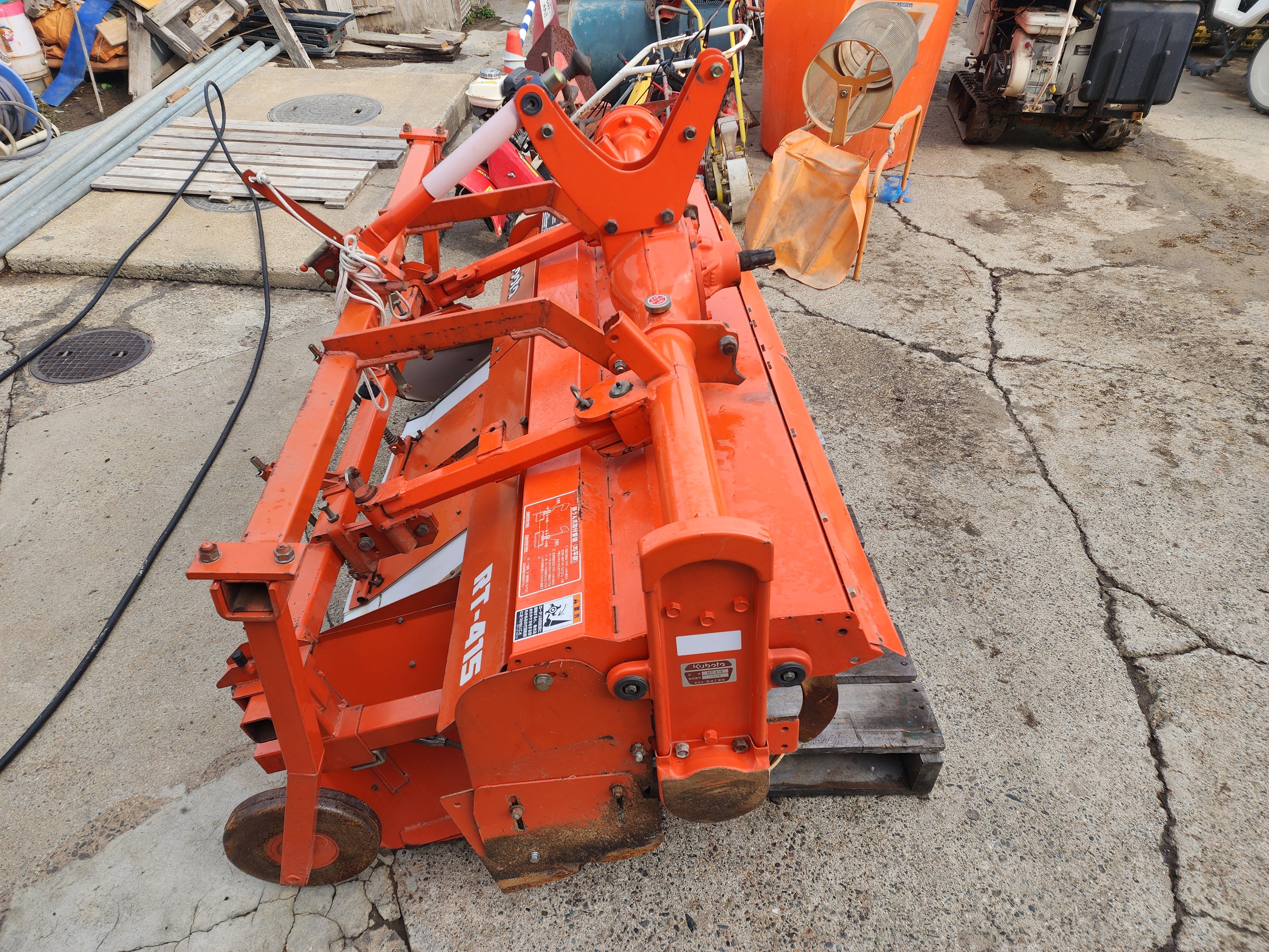 クボタ 超砕土成形ロータリ RT-415 マルチロータリ 畝成形 マルチャー 日農工B【簡易清掃】【農機具でっく】【福岡】【その他農機具】 hq720.jpg?sqp=-