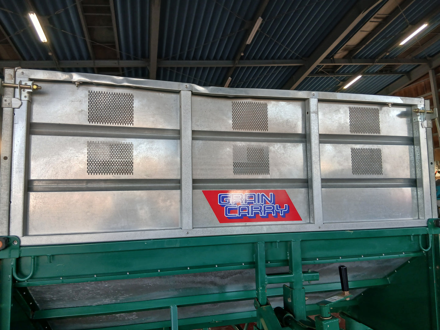 ササキ　中古　グレンキャリー GA11 【宮城2664】