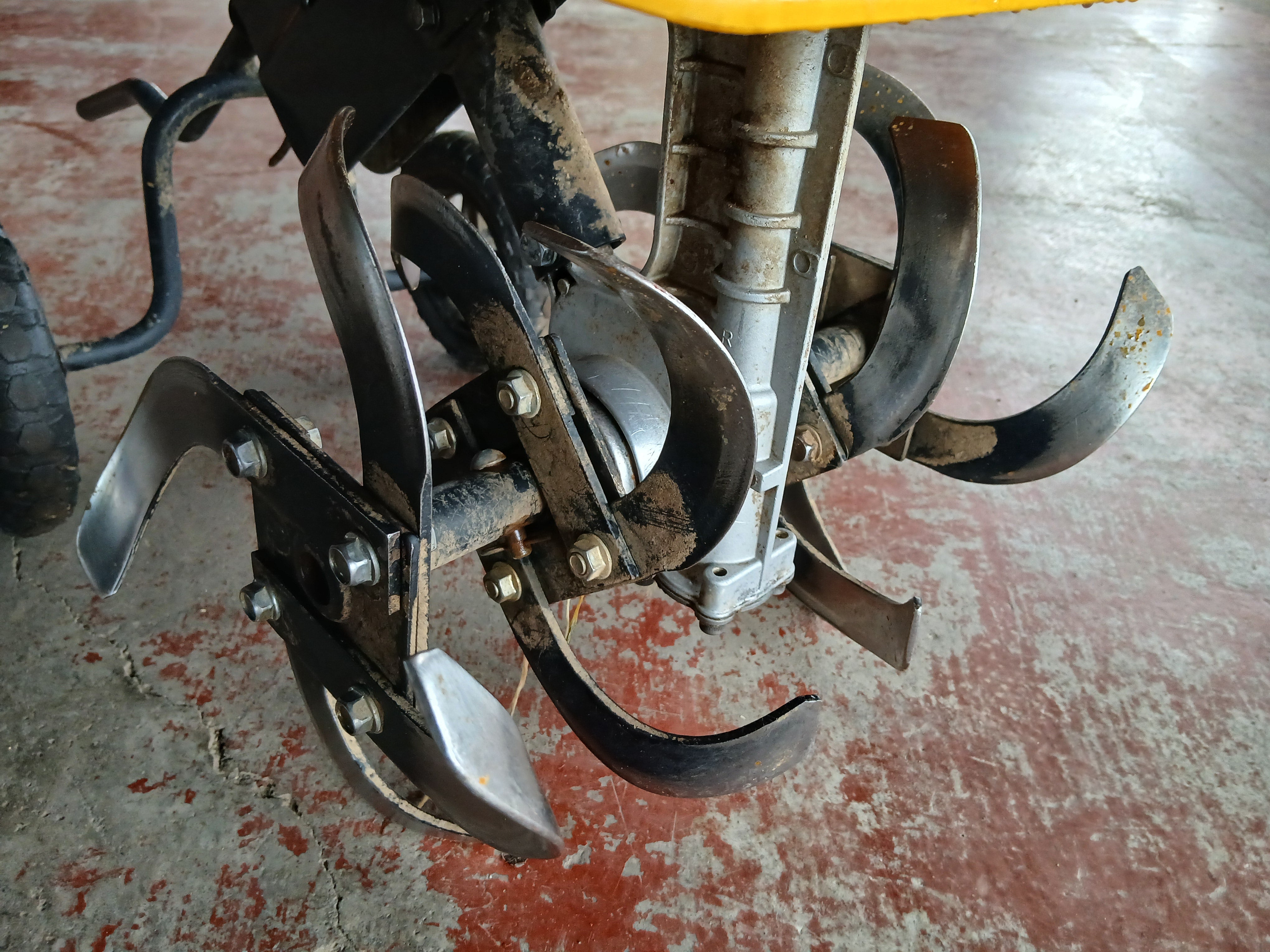 　ジャンク品　RYOBI 耕運機 販売終了】エンジン耕運機 RCVK-4300 リョービ | 山善ビズコム