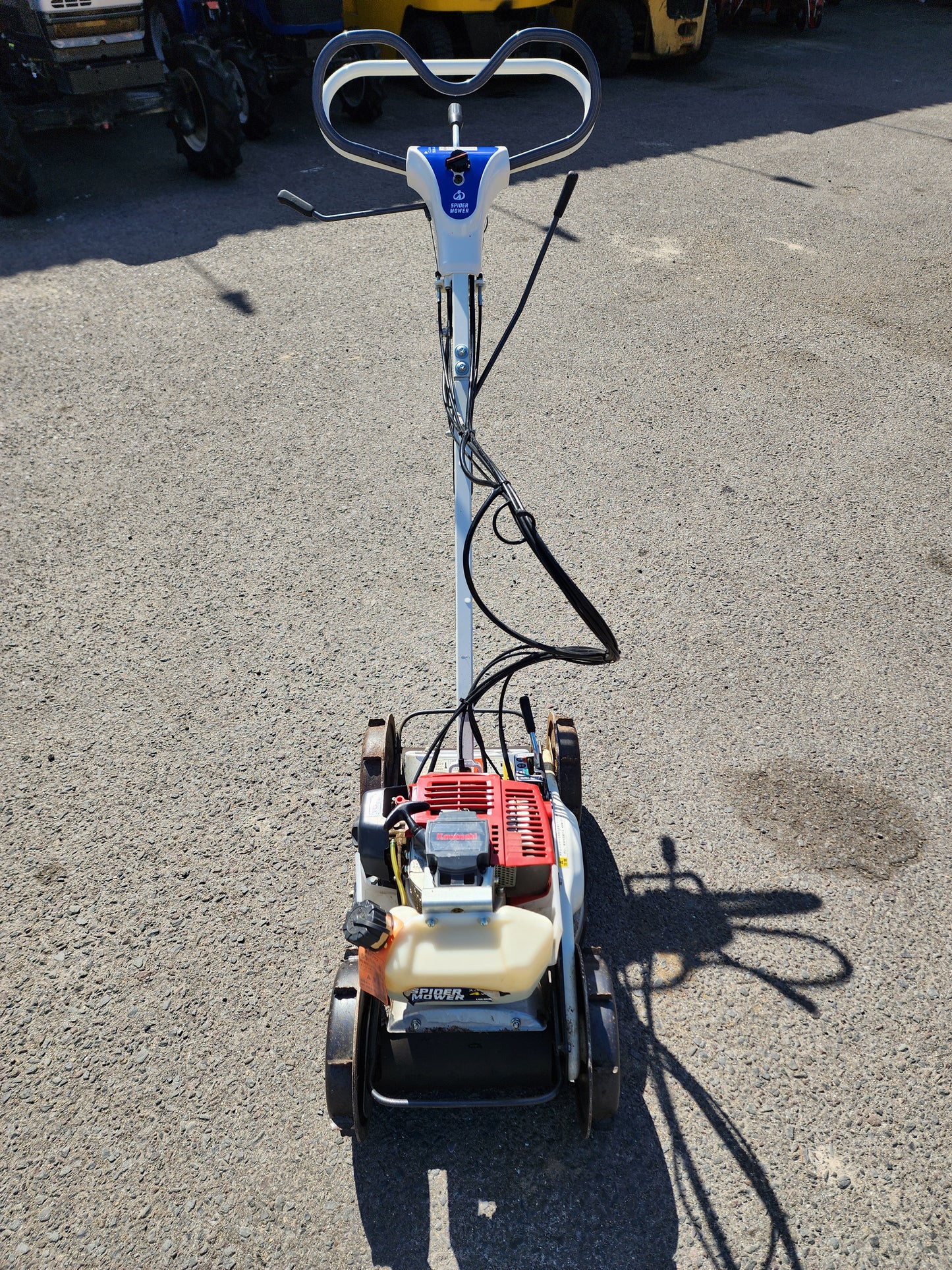 イセキアグリ　中古　スパイダーモア　SP301