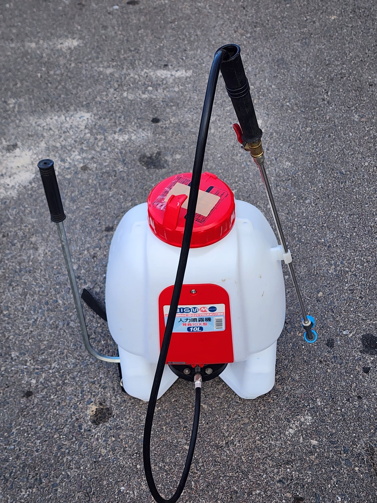 ビッグエム　中古　人力噴霧器　１０X型