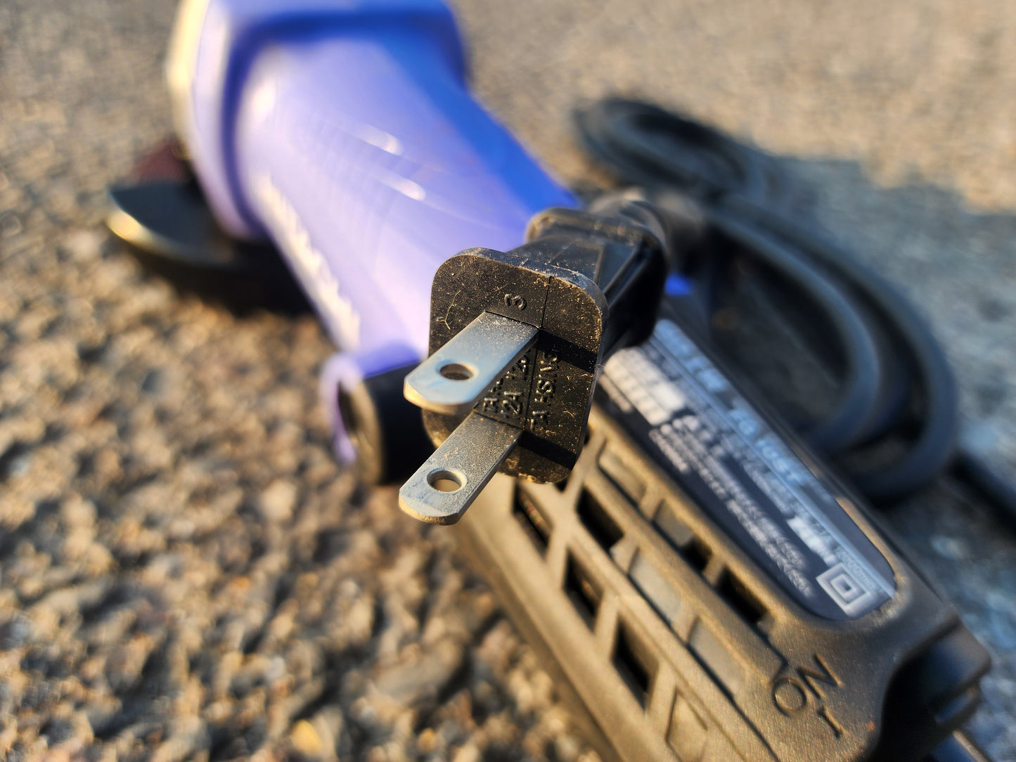 日立　中古　ディスクグラインダー　FG10ST