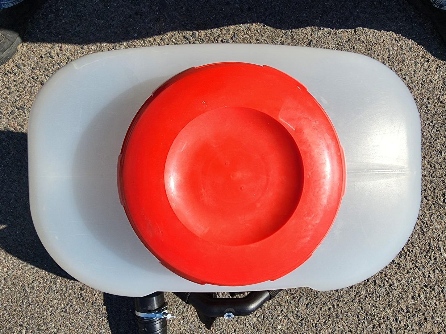 マルナカ　中古　背負式動力散布機　MEM3510