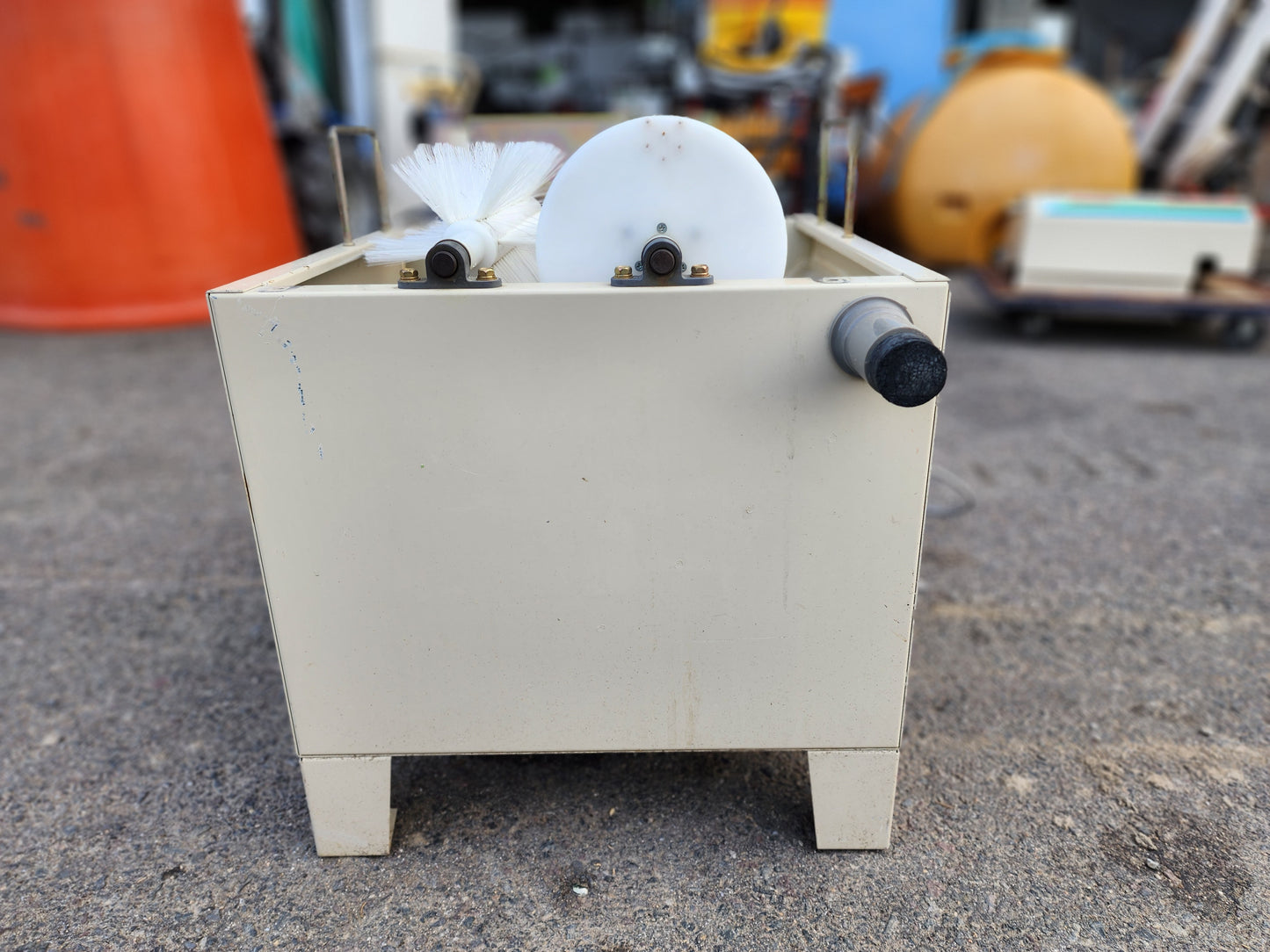 スズテック　中古　苗箱洗浄機（半自動）　NW-185