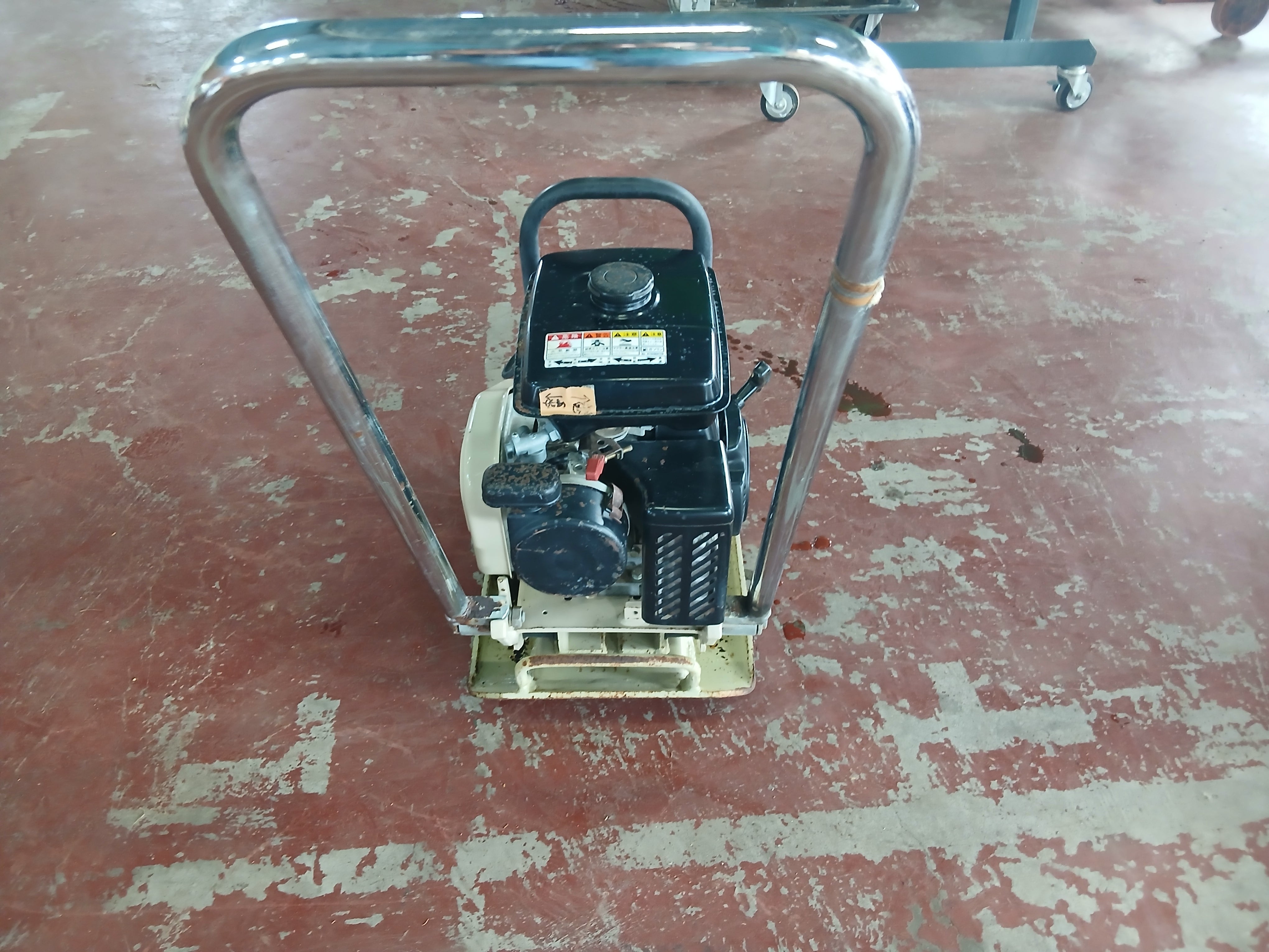 明和 中古 バイブロプレート KP-6 【宮城店2773】 – 農キング