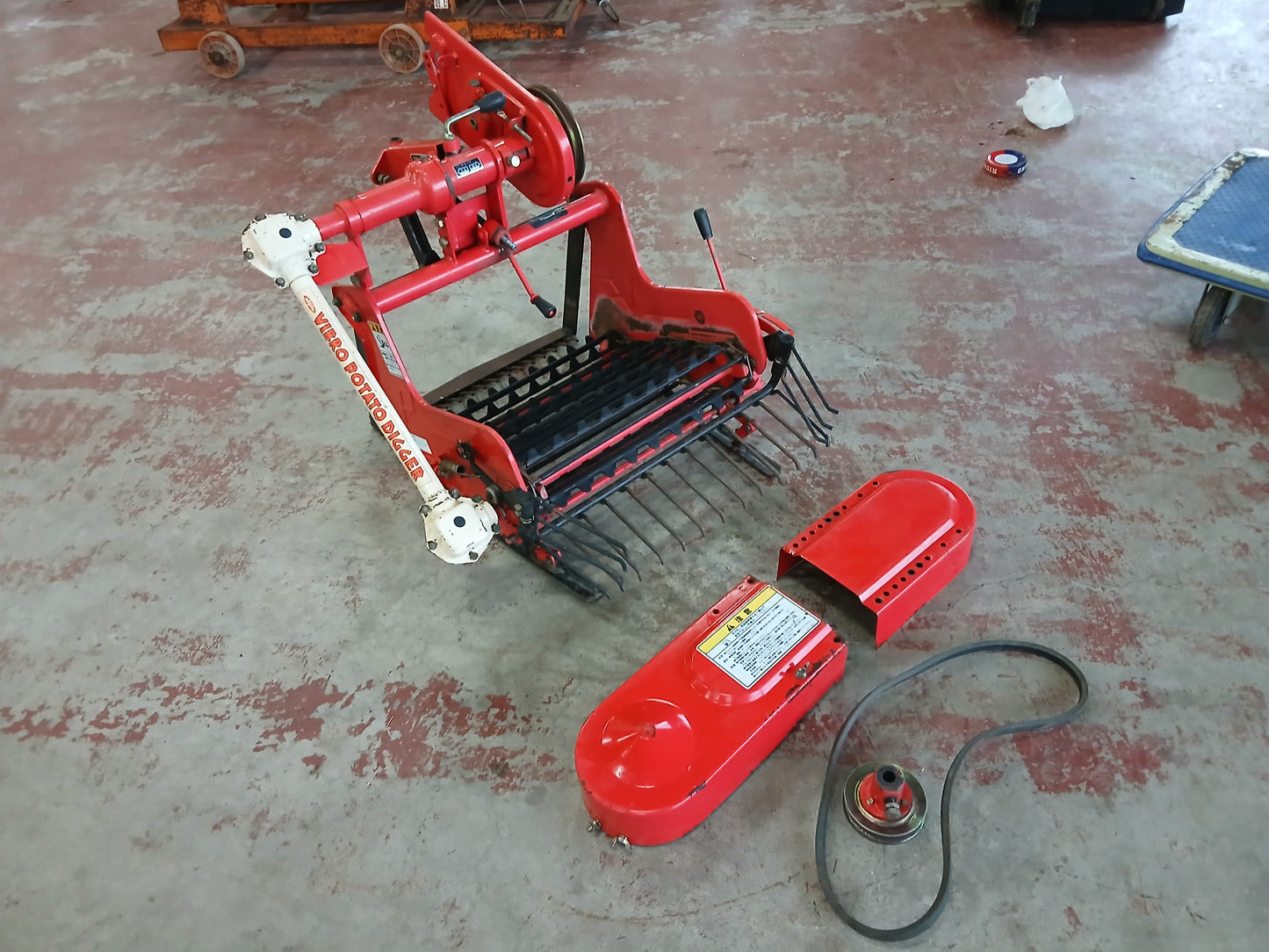 ニプロ　中古　掘取機 (耕耘機用アタッチメント) VP-501C  【宮城2782】