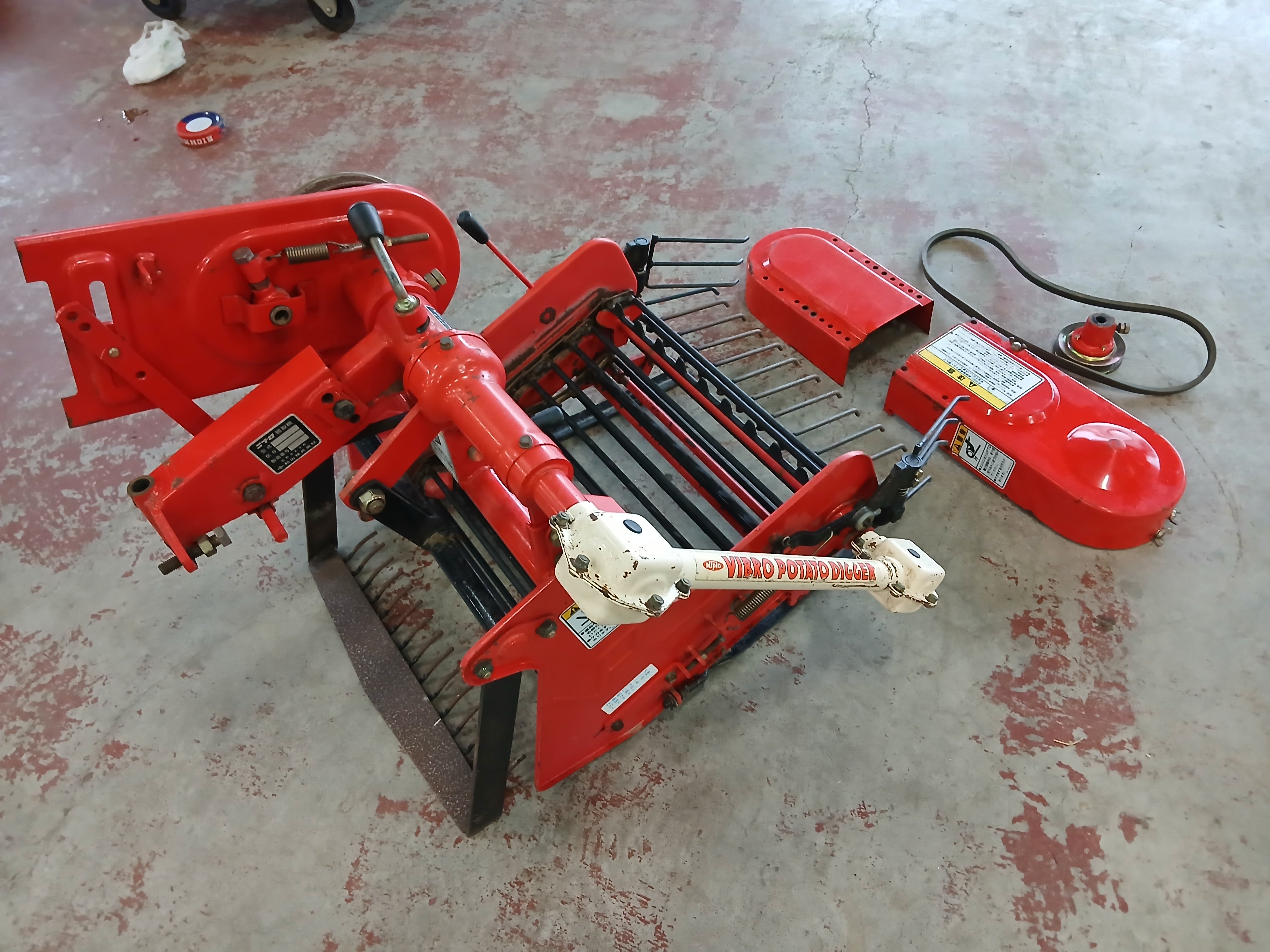 ニプロ 中古 掘取機 (耕耘機用アタッチメント) VP-501C 【宮城2782