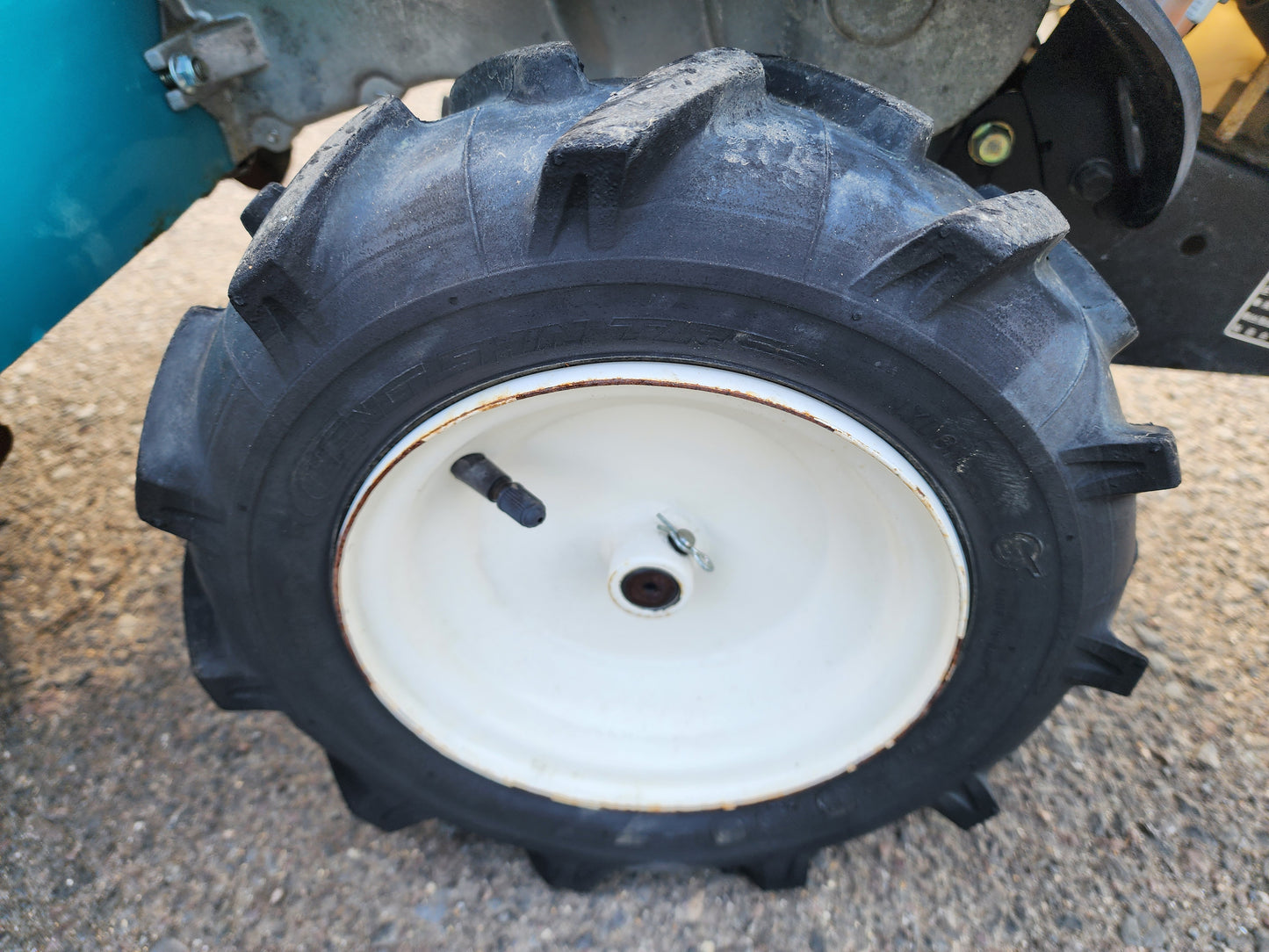 クボタ　中古　耕耘機　TR6000