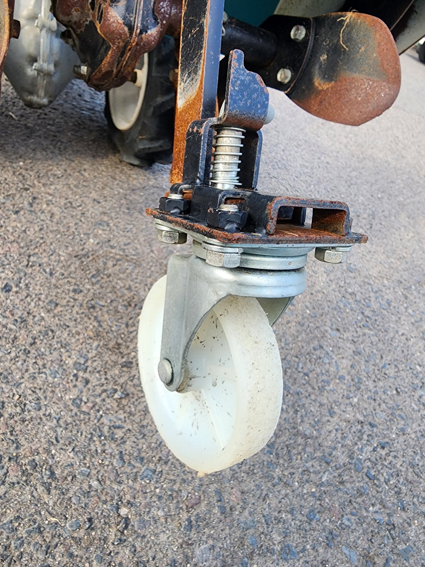 クボタ　中古　耕耘機　TR6000