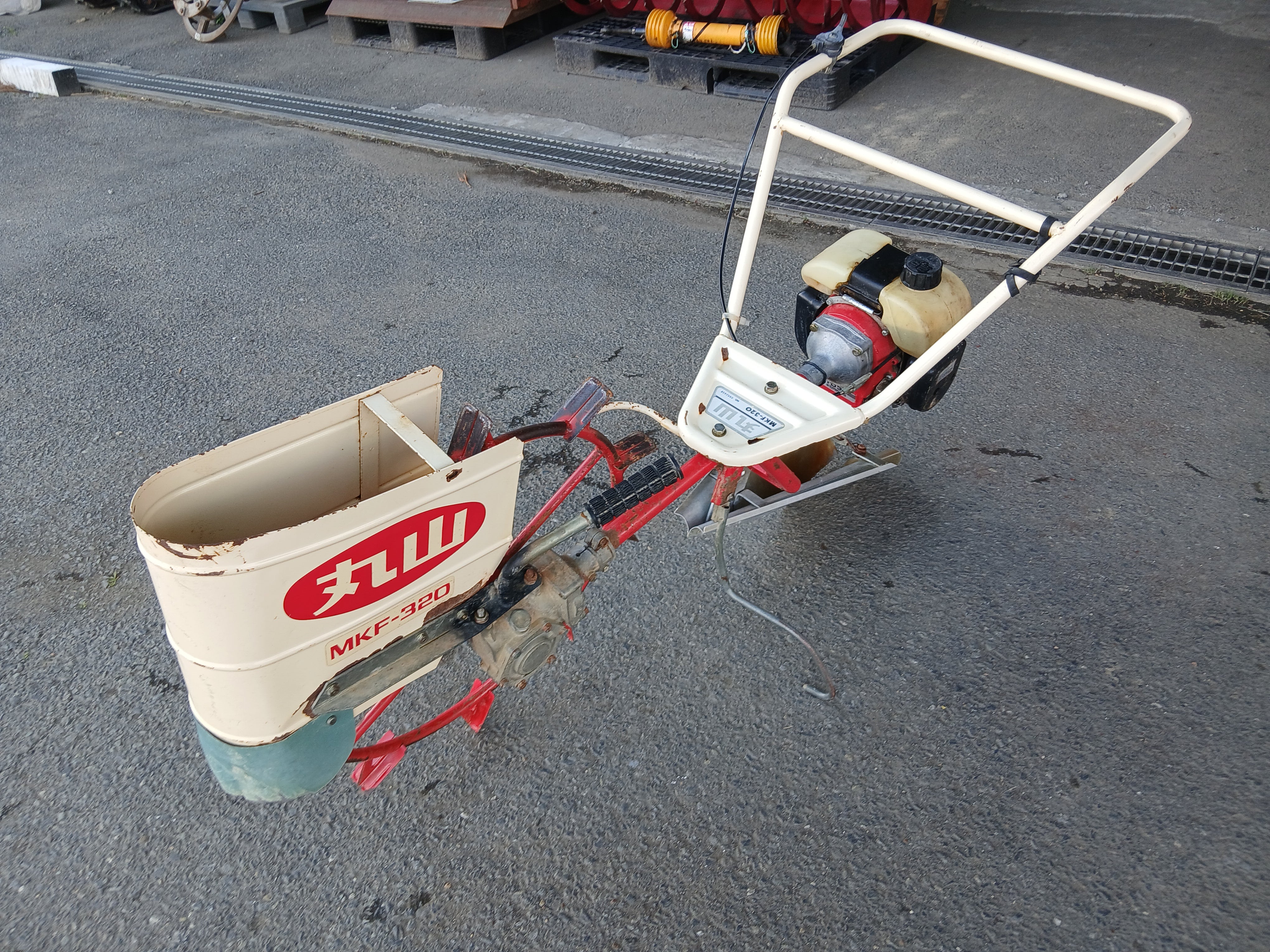 丸山製作所 歩行溝切機 MKF-330、動作品 丸山 中古 歩行溝切機 MKF-320 ジャンク品 【宮城店2797】 – 農キング