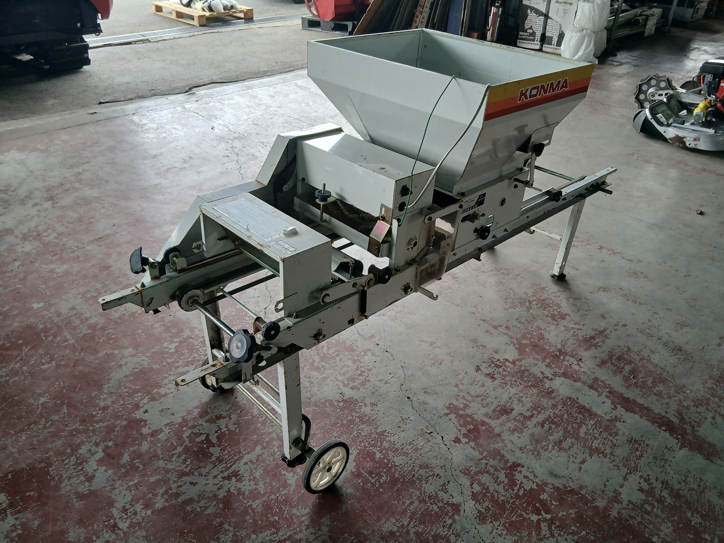 コンマ　中古　床土入れ機　SF-T32　【宮城2811】