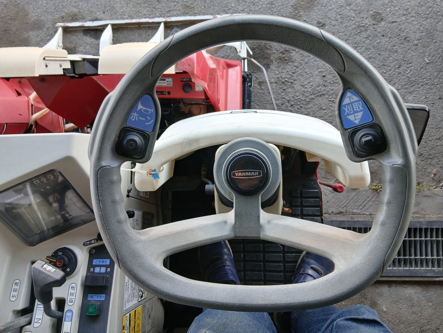 ヤンマー 中古 コンバイン GC325 【宮城2807】