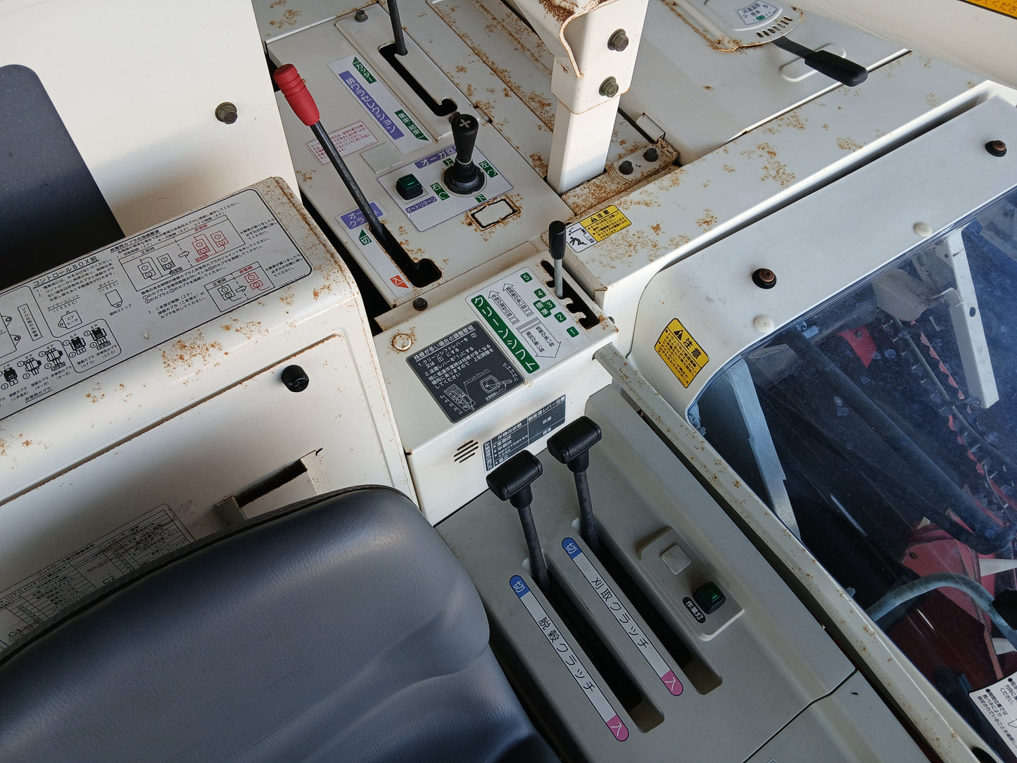 ヤンマー 中古 コンバイン GC325 【宮城2807】
