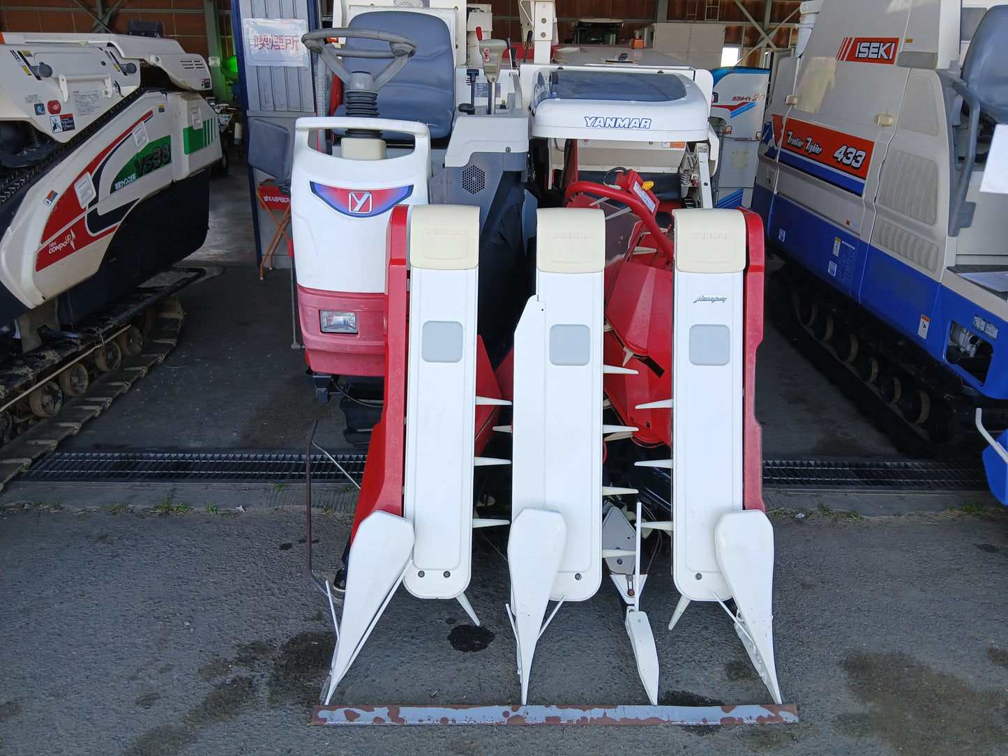 ヤンマー 中古 コンバイン GC325 【宮城2807】
