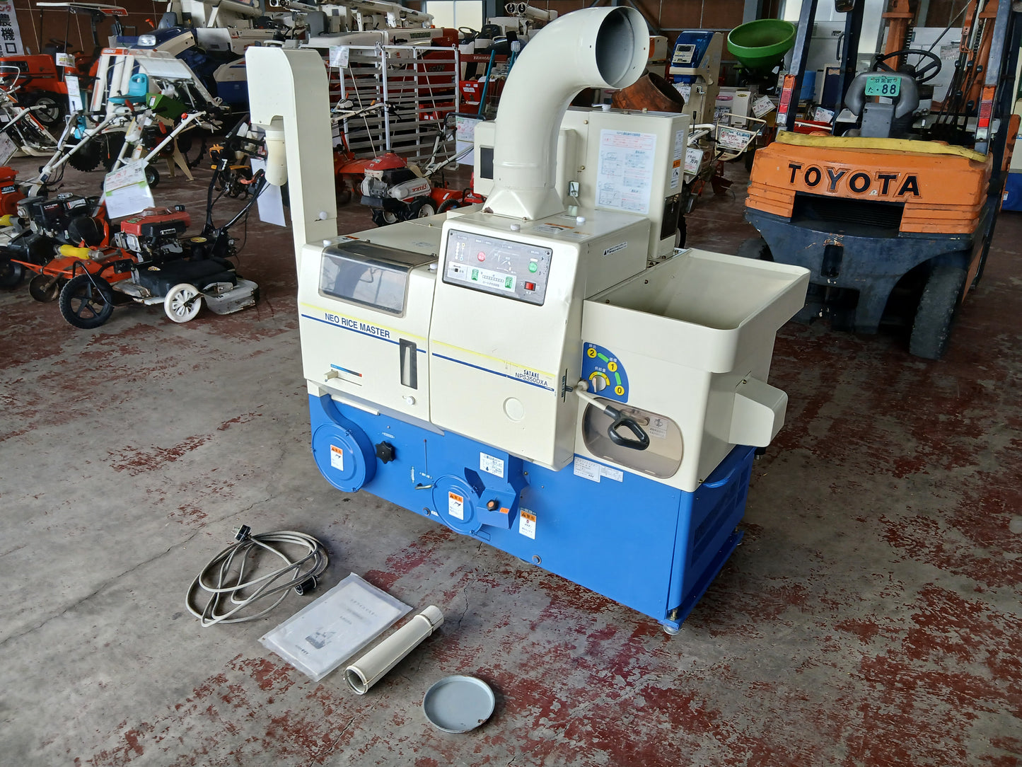 サタケ　中古　籾摺機　NPS350DXA 【宮城2838】