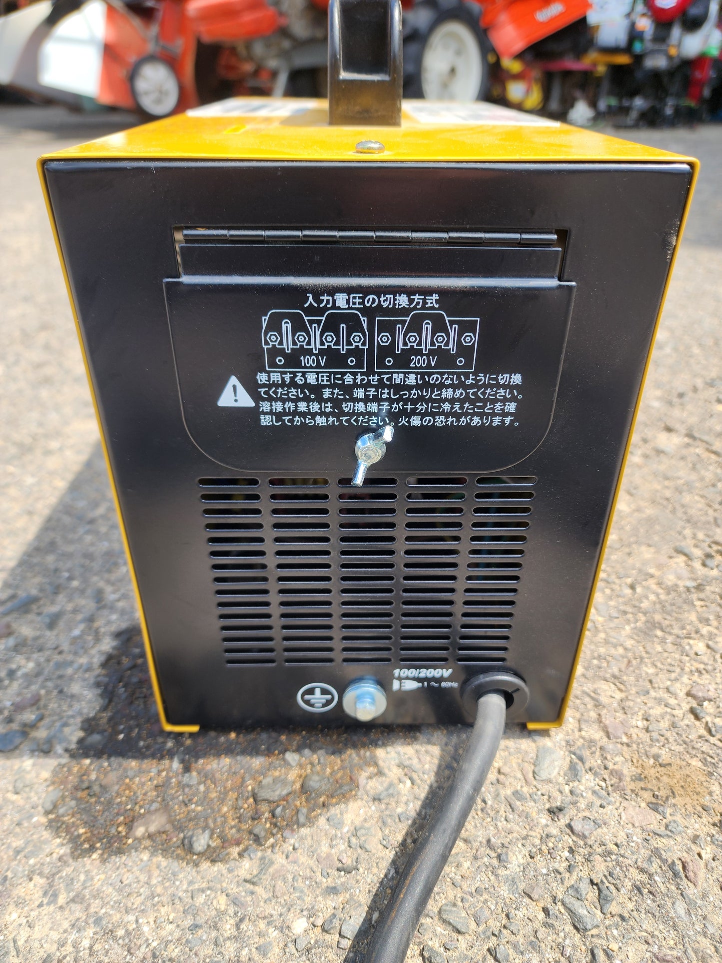 スズキッド　中古　溶接機　SSC-122