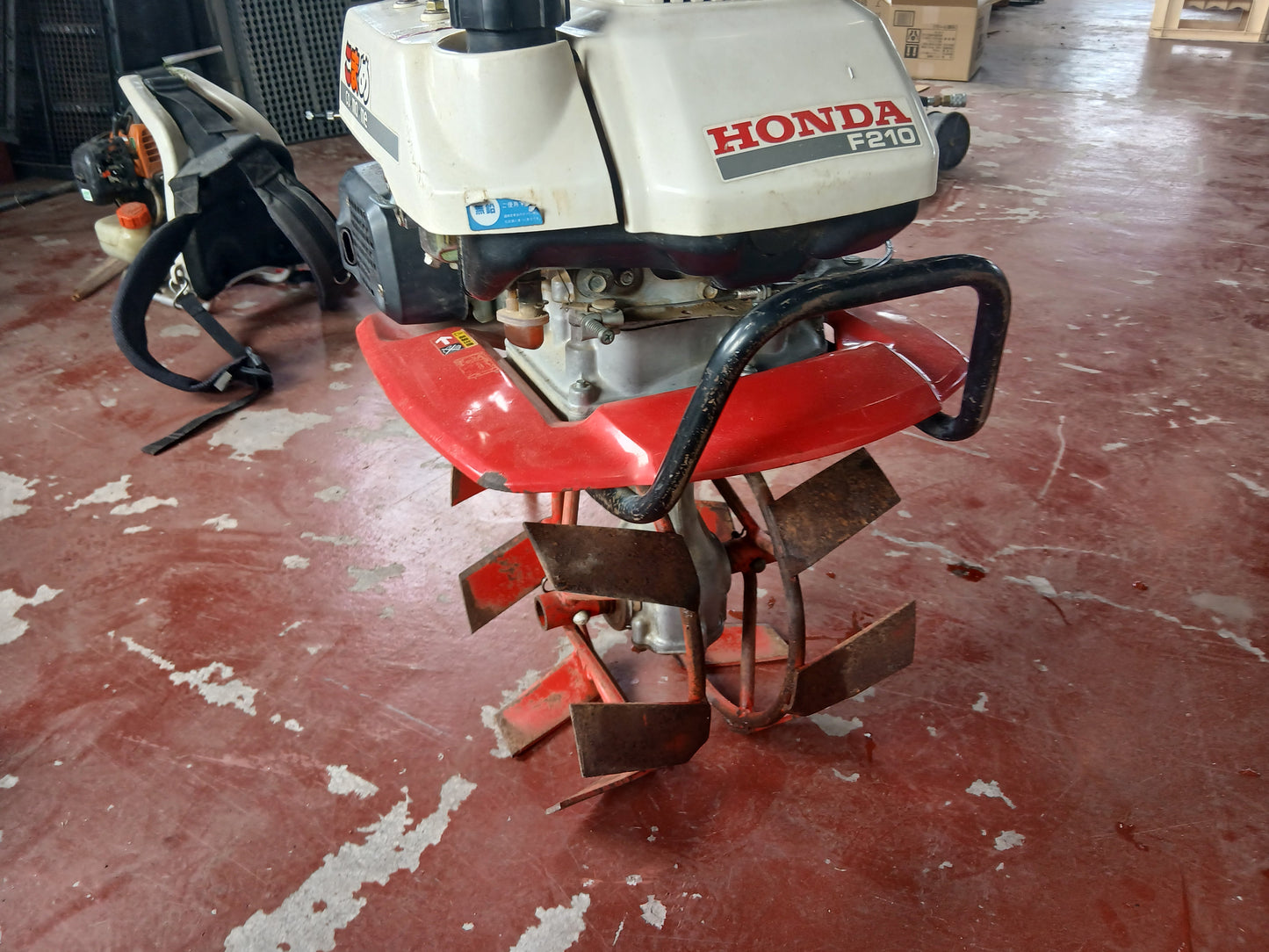 メーカー型式不明　小型管理機用鉄車輪①　【宮城店2893】