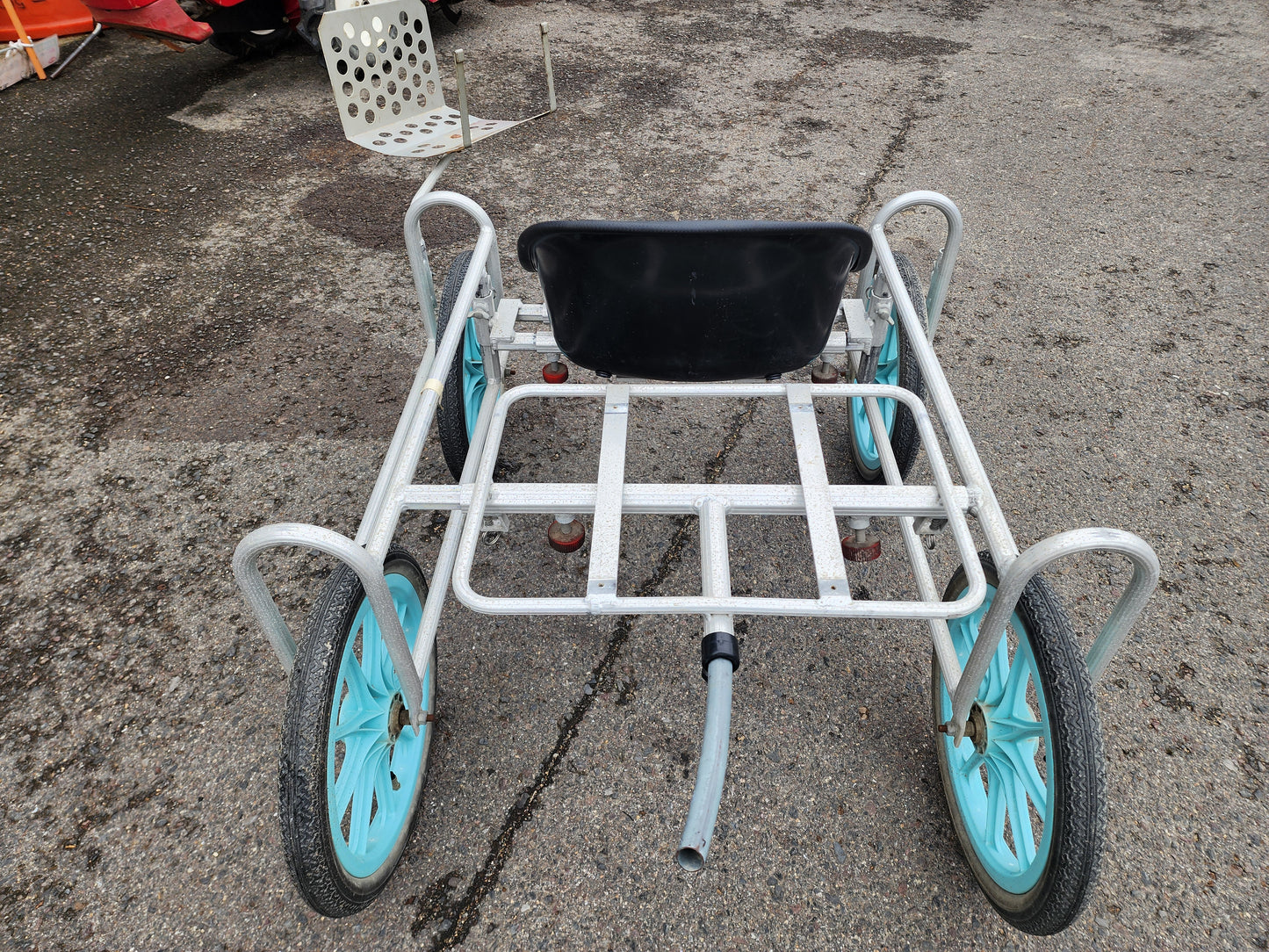 不明　中古　乗用植付作業車（アルミ）　不明　