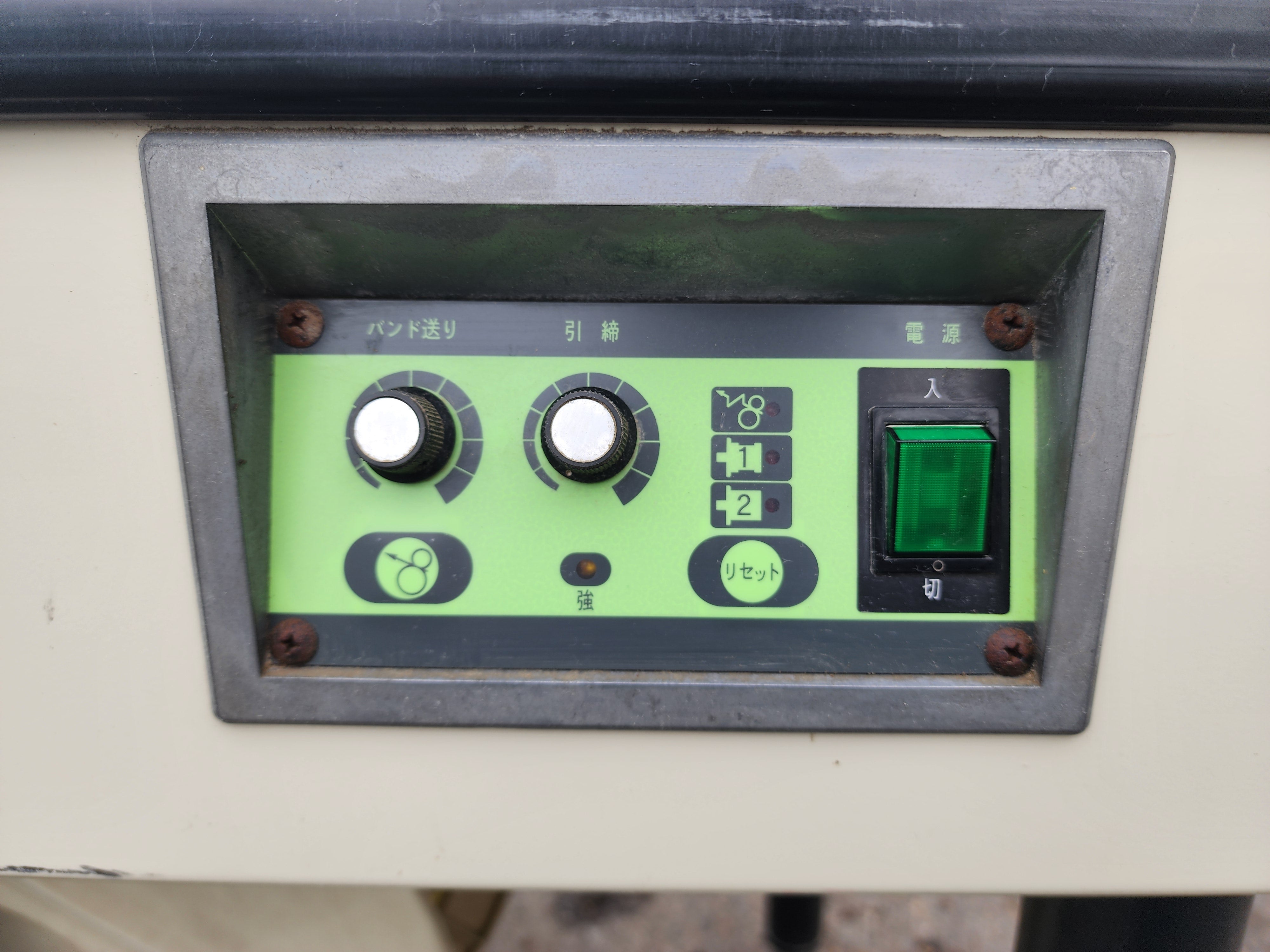 ストラパック 中古 半自動梱包機 D-52 – 農キング
