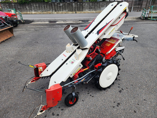 ヤンマー　中古　甘藷つる切機　HH10