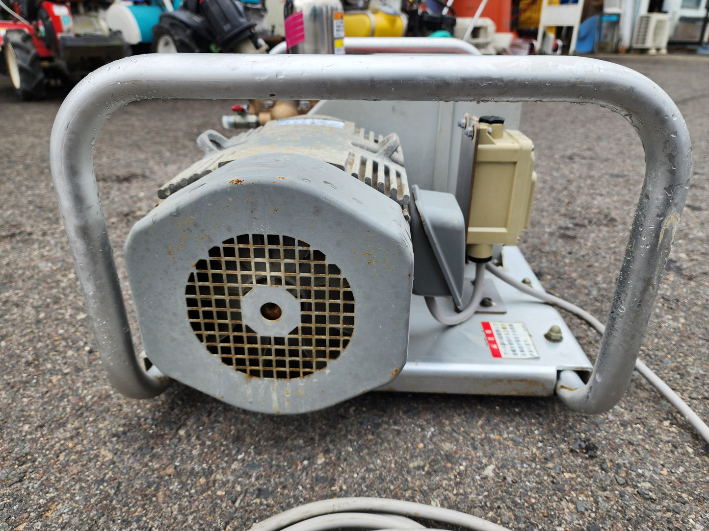 共立　中古　エンジンポンプ　HP403