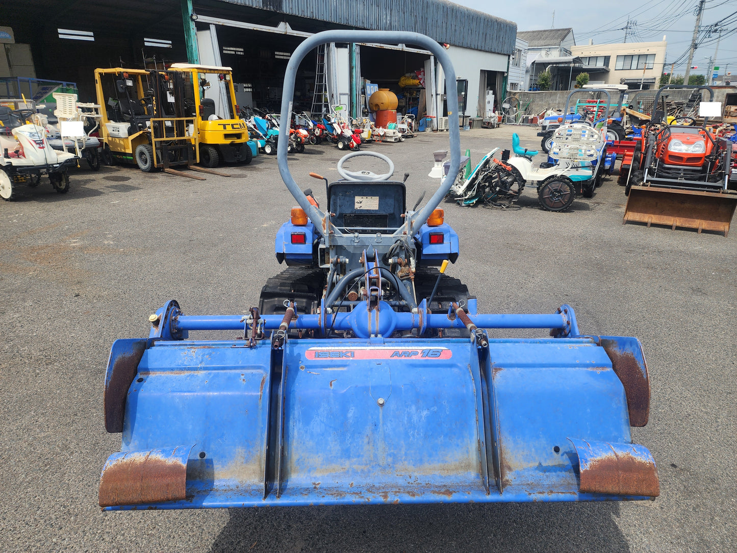 イセキ　中古　フルクロトラクター　TPC213-CQXZP1