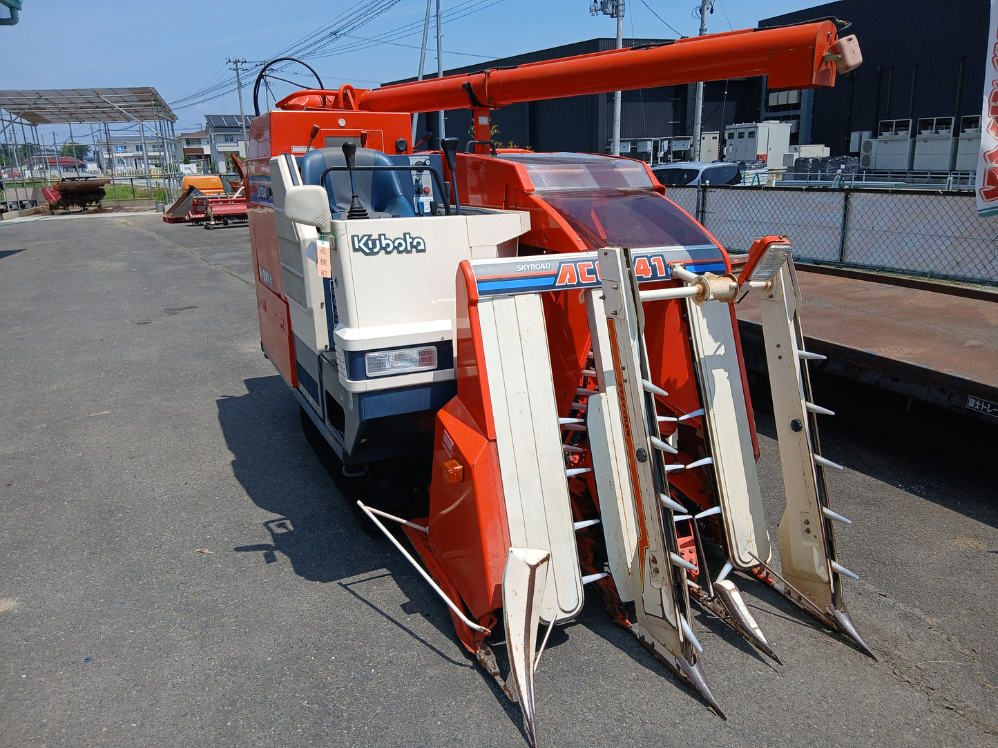 クボタ　中古　コンバイン　R1-241G　【宮城2977】