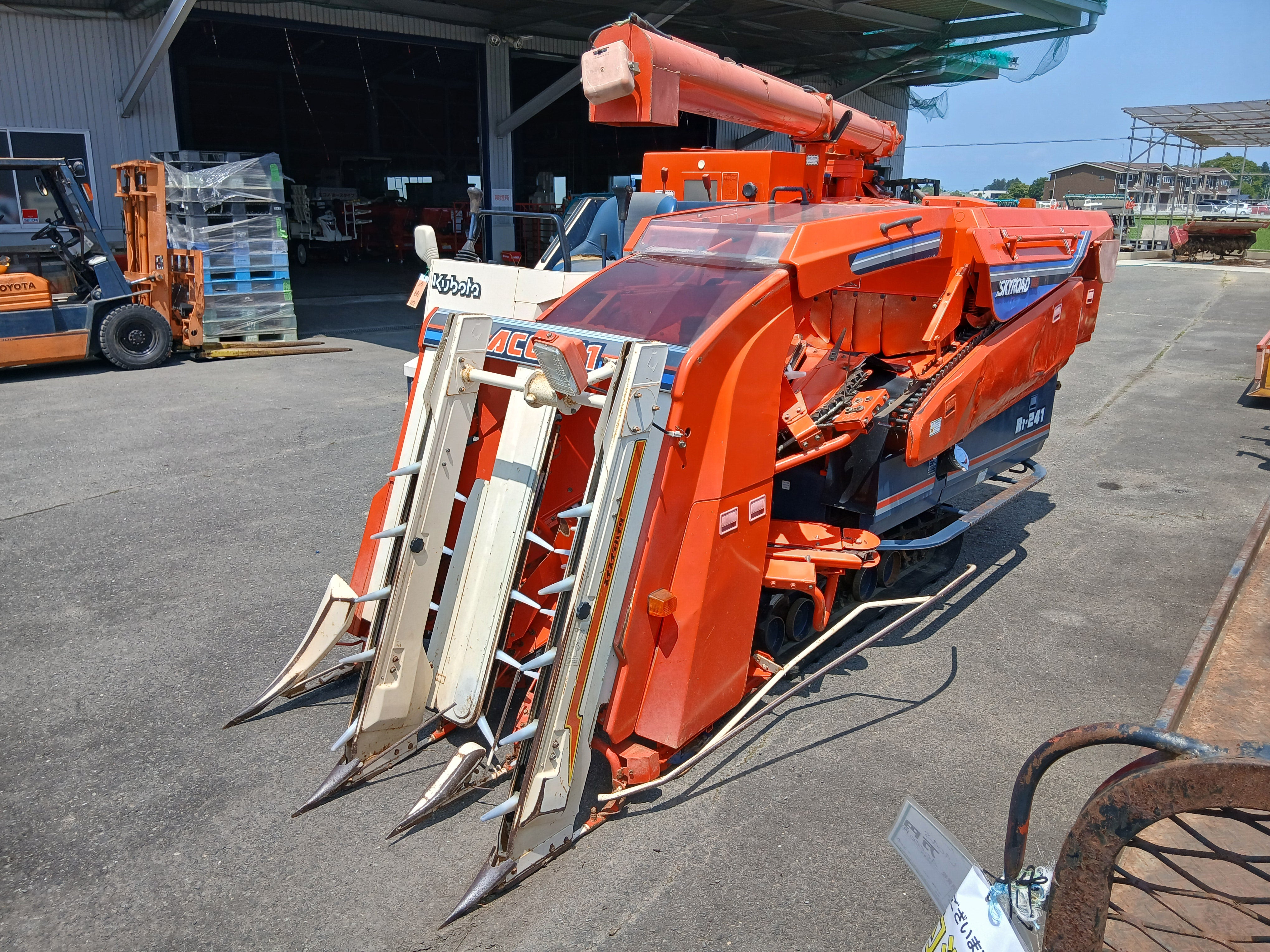 クボタ 中古 コンバイン R1-241G 【宮城2977】 – 農キング