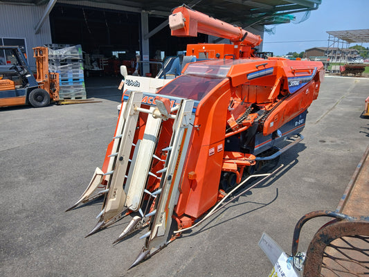 クボタ　中古　コンバイン　R1-241G　【宮城2977】