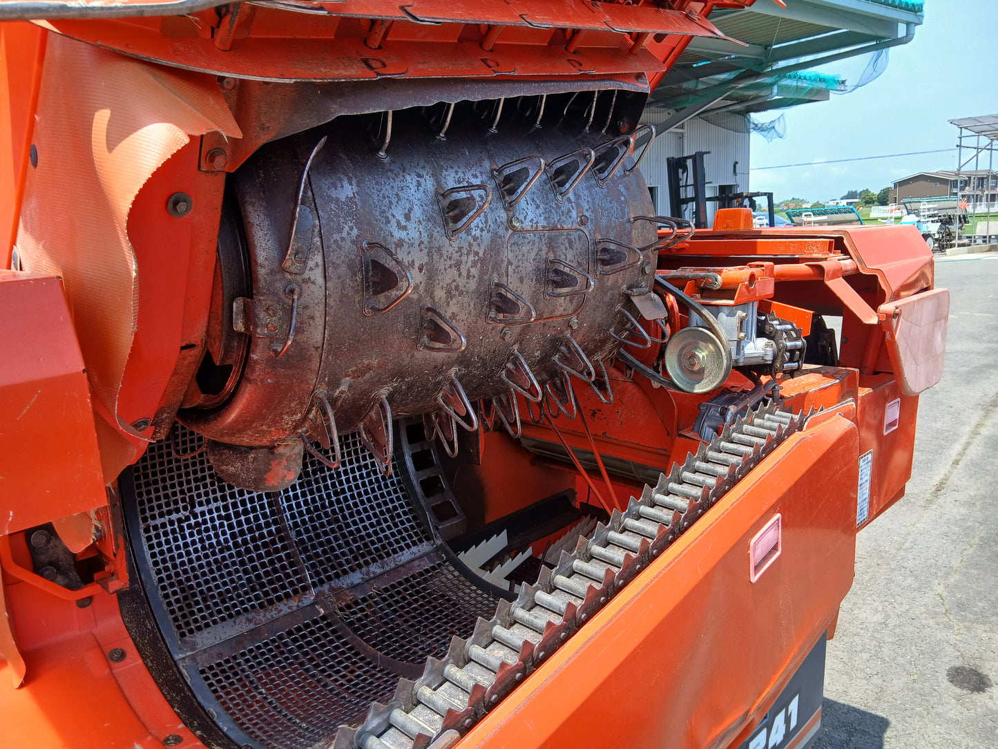 クボタ　中古　コンバイン　R1-241G　【宮城2977】