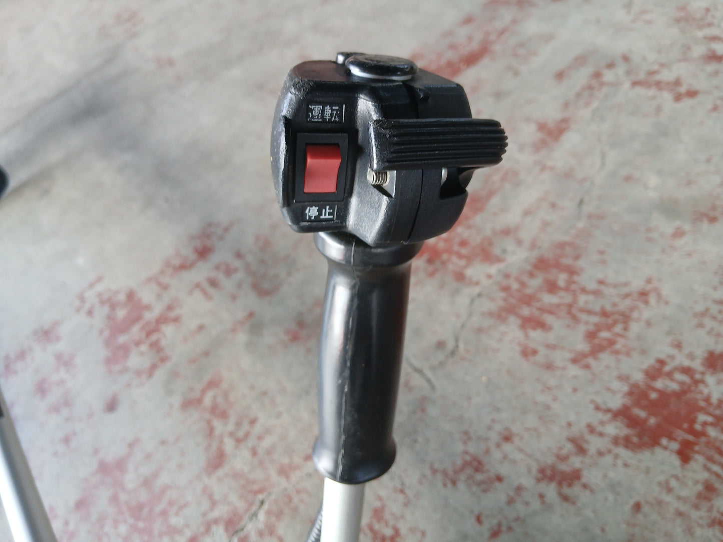 ゼノア　中古　刈払機　TR2610EZ　【宮城3001】