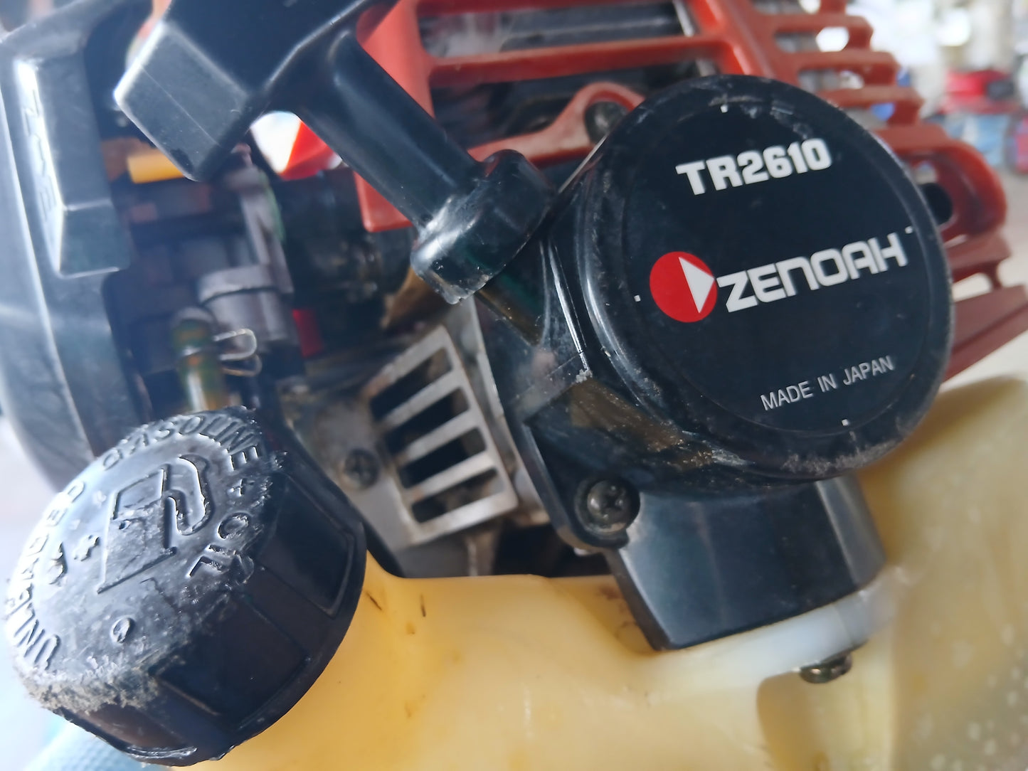 ゼノア　中古　刈払機　TR2610EZ　【宮城3001】