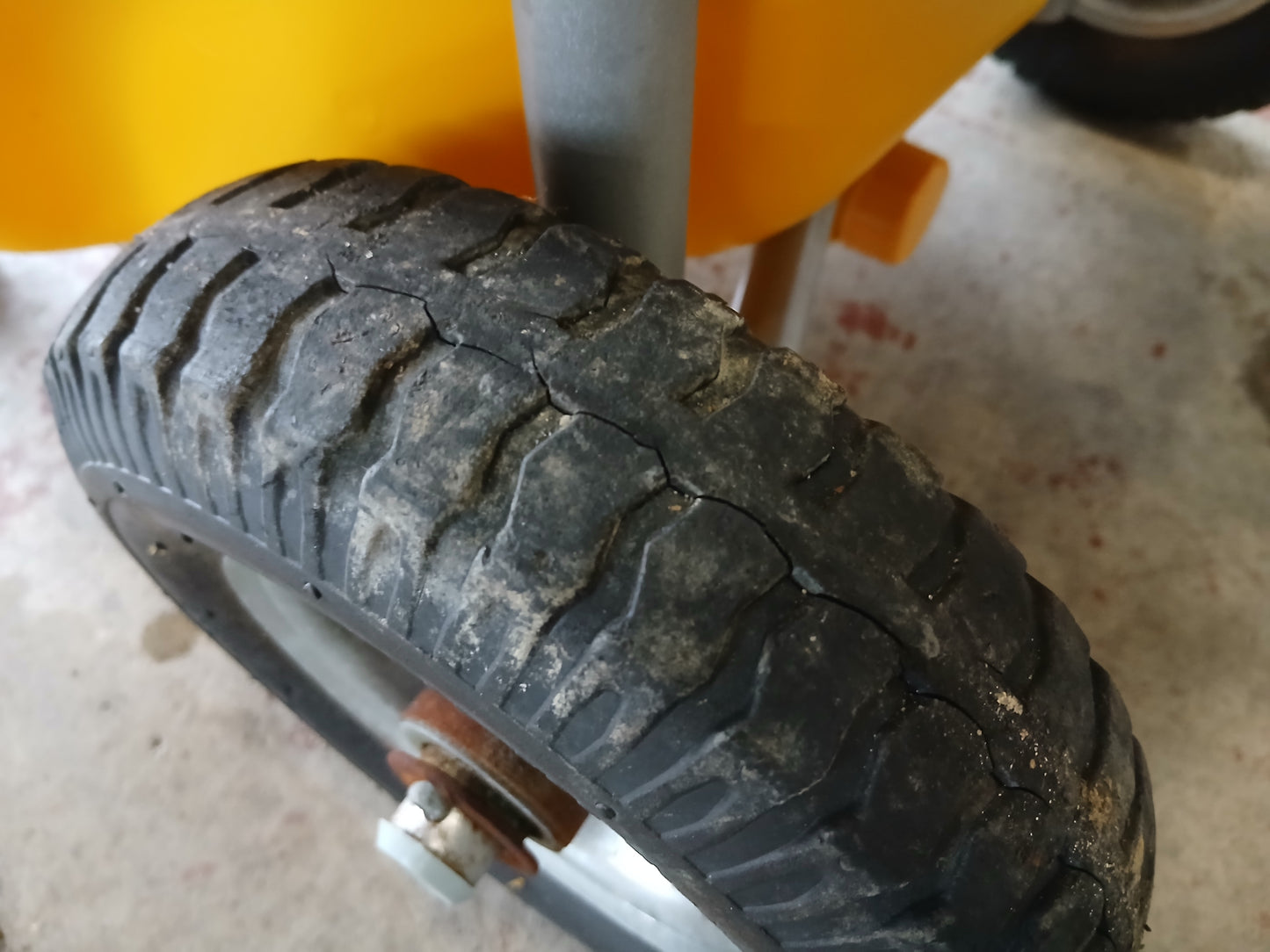 工進　中古　エンジン式小型動力噴霧器 MS-E2R25TH85 【宮城3048】