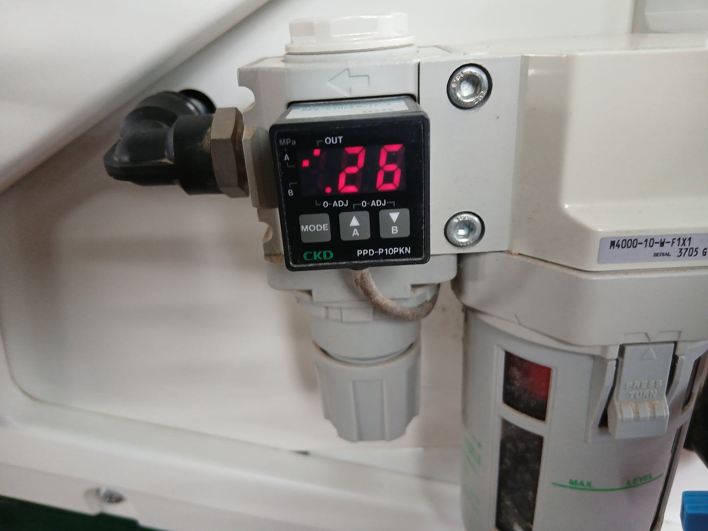シズオカ　中古　色彩選別機（冷凍式エアドライヤ付き）　SCS-50S②　【宮城店3133P】