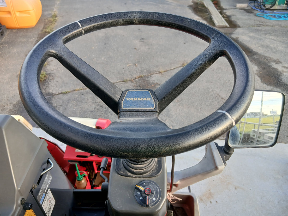 ヤンマー 中古コンバイン GC328 【宮城3162】