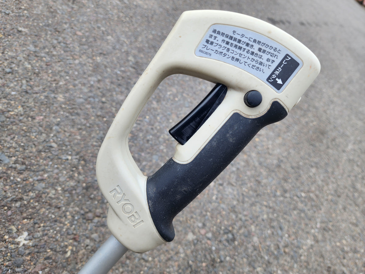 リョービ　中古　電動刈払機　AK-6000