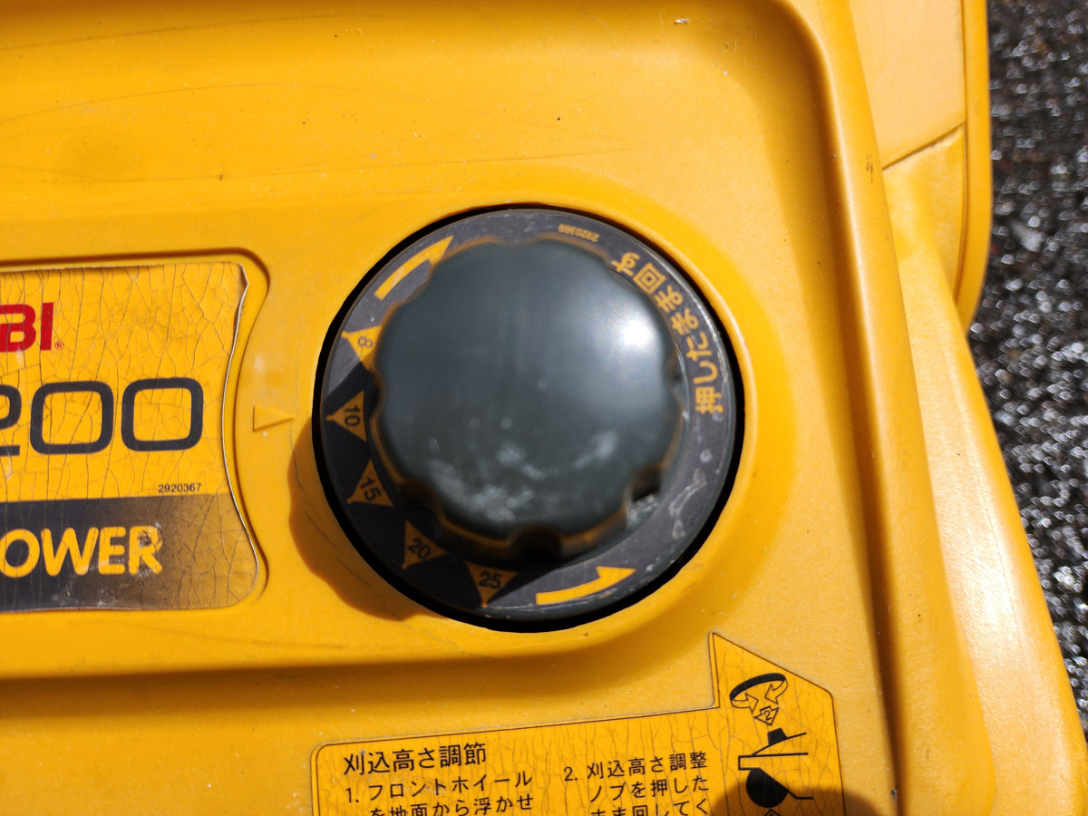 リョービ　中古　電動芝刈機　LM-200