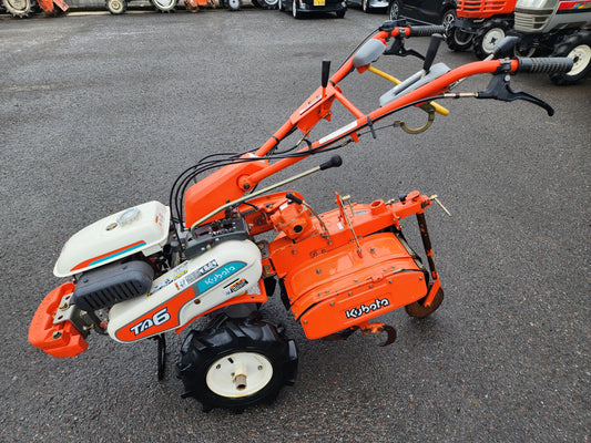クボタ　中古　耕耘機　TA6