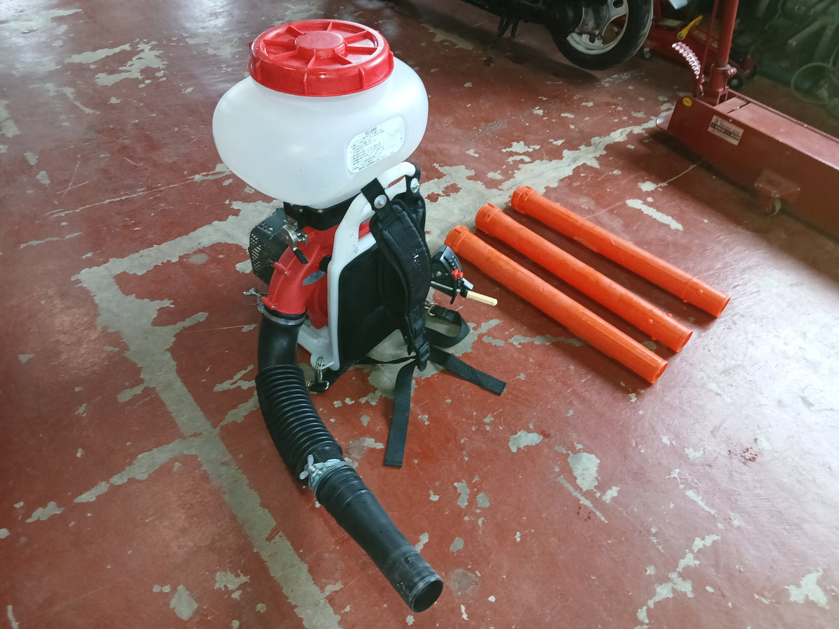 丸山 中古 動力散布機 GKD3001-13 【宮城3183】