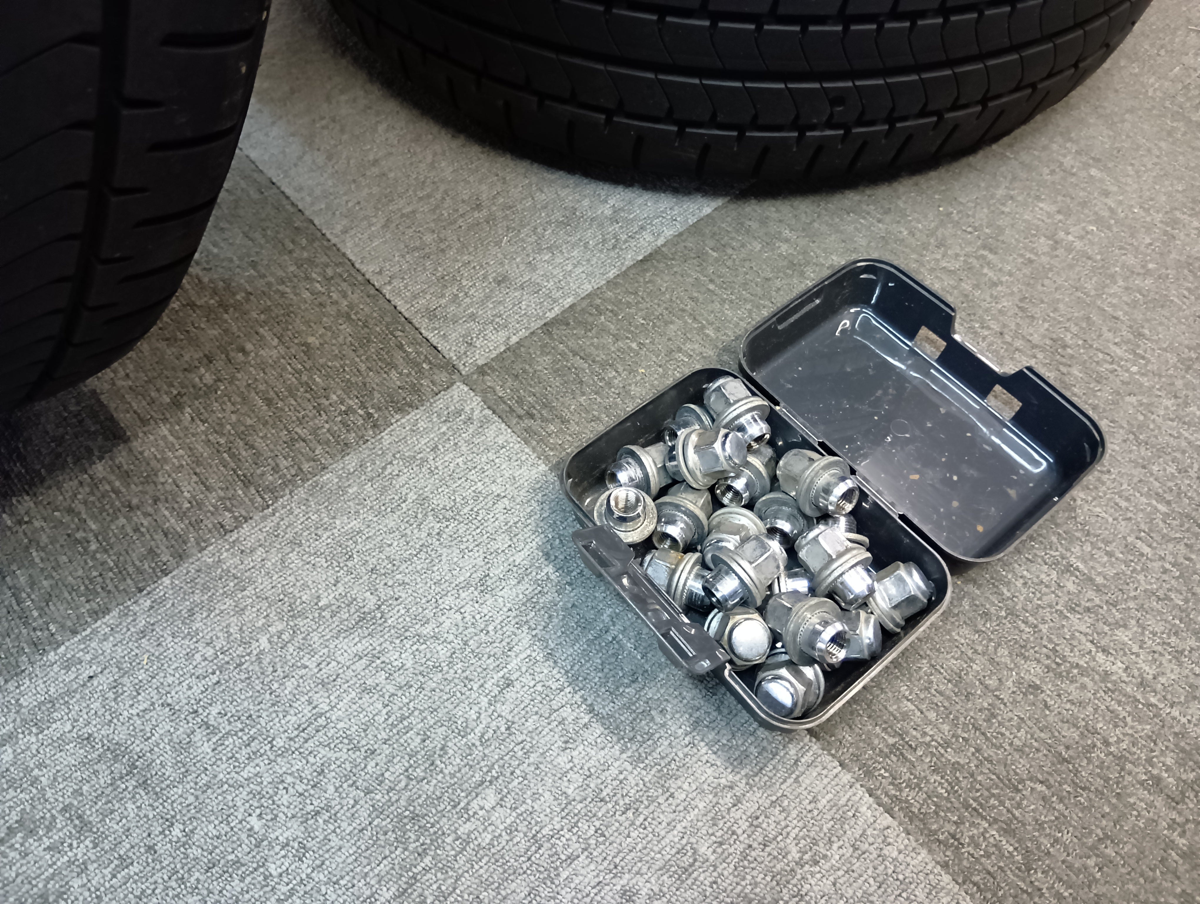 トヨタ 中古 アルミホイール付タイヤ 195/65R15 91H【 岩手店 5】 – 農