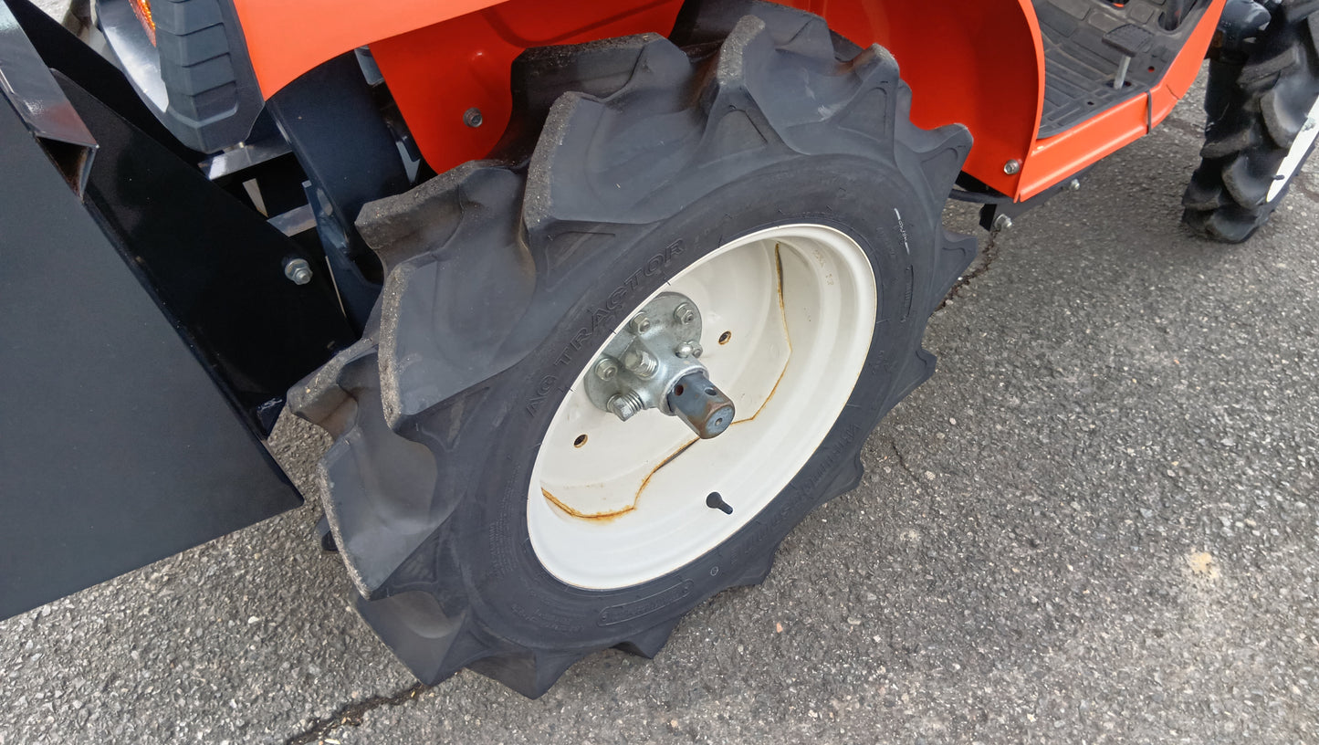 クボタ　中古　トラクター+ショベルローダ　JB13X+SLH130【岩手店275】