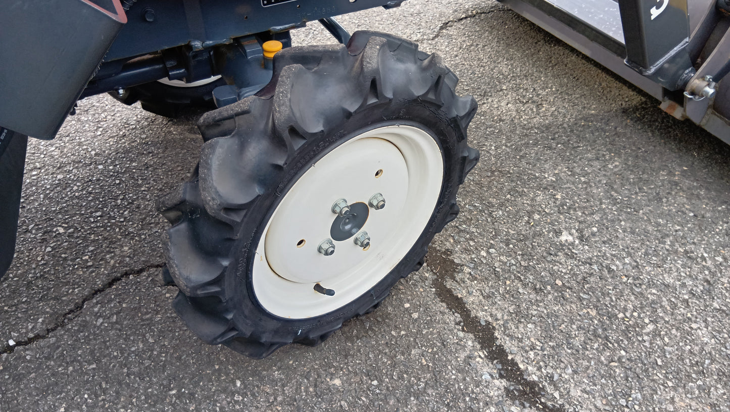 クボタ　中古　トラクター+ショベルローダ　JB13X+SLH130【岩手店275】