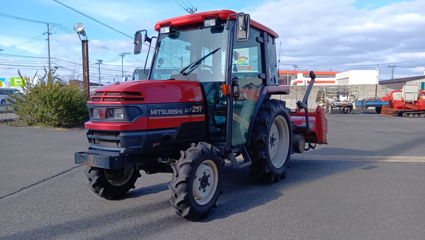 三菱　中古　トラクター　MT251【岩手店324】