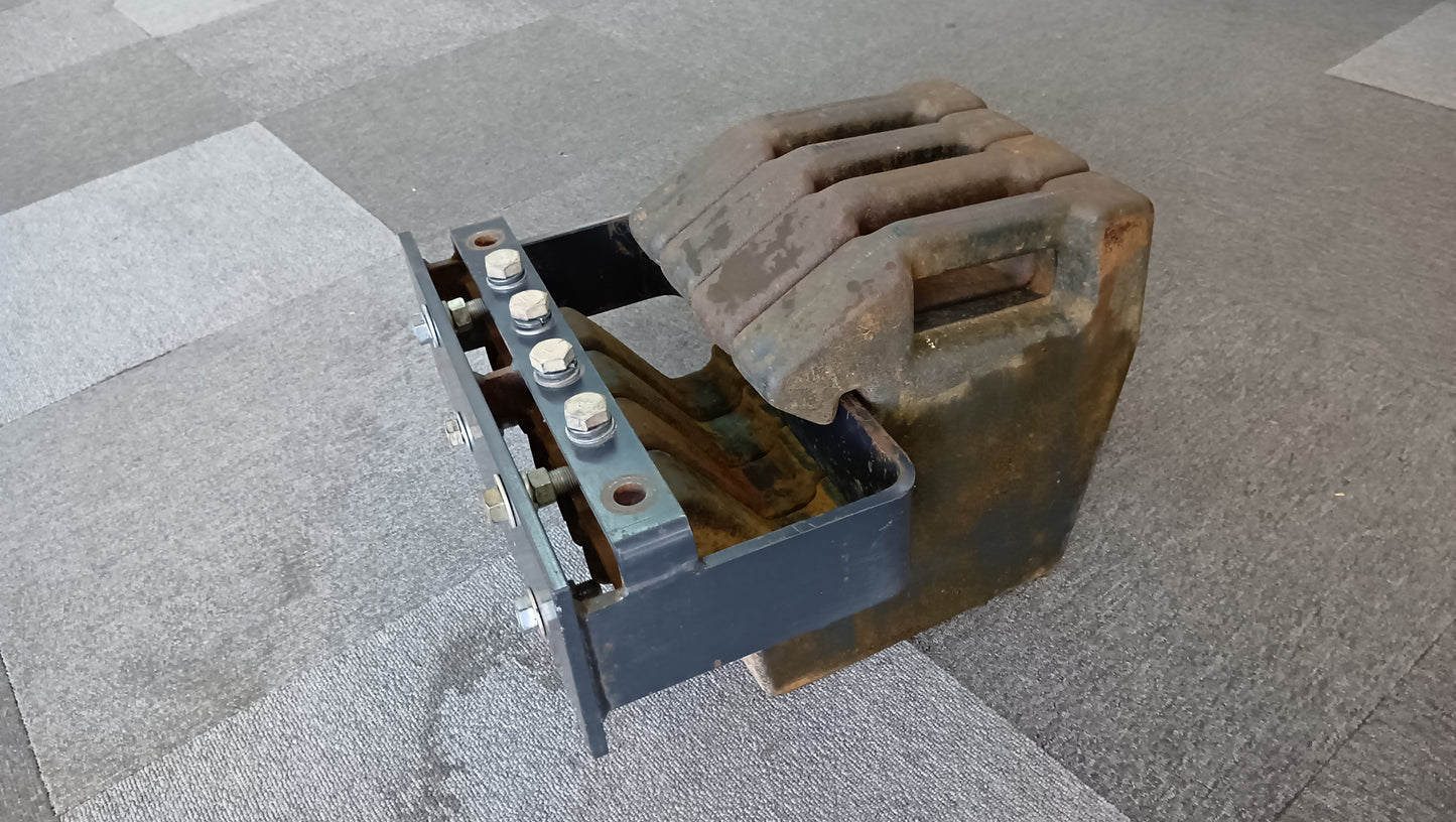 クボタ　中古　ウエイト　25Kg（4コセット）　【岩手店479】