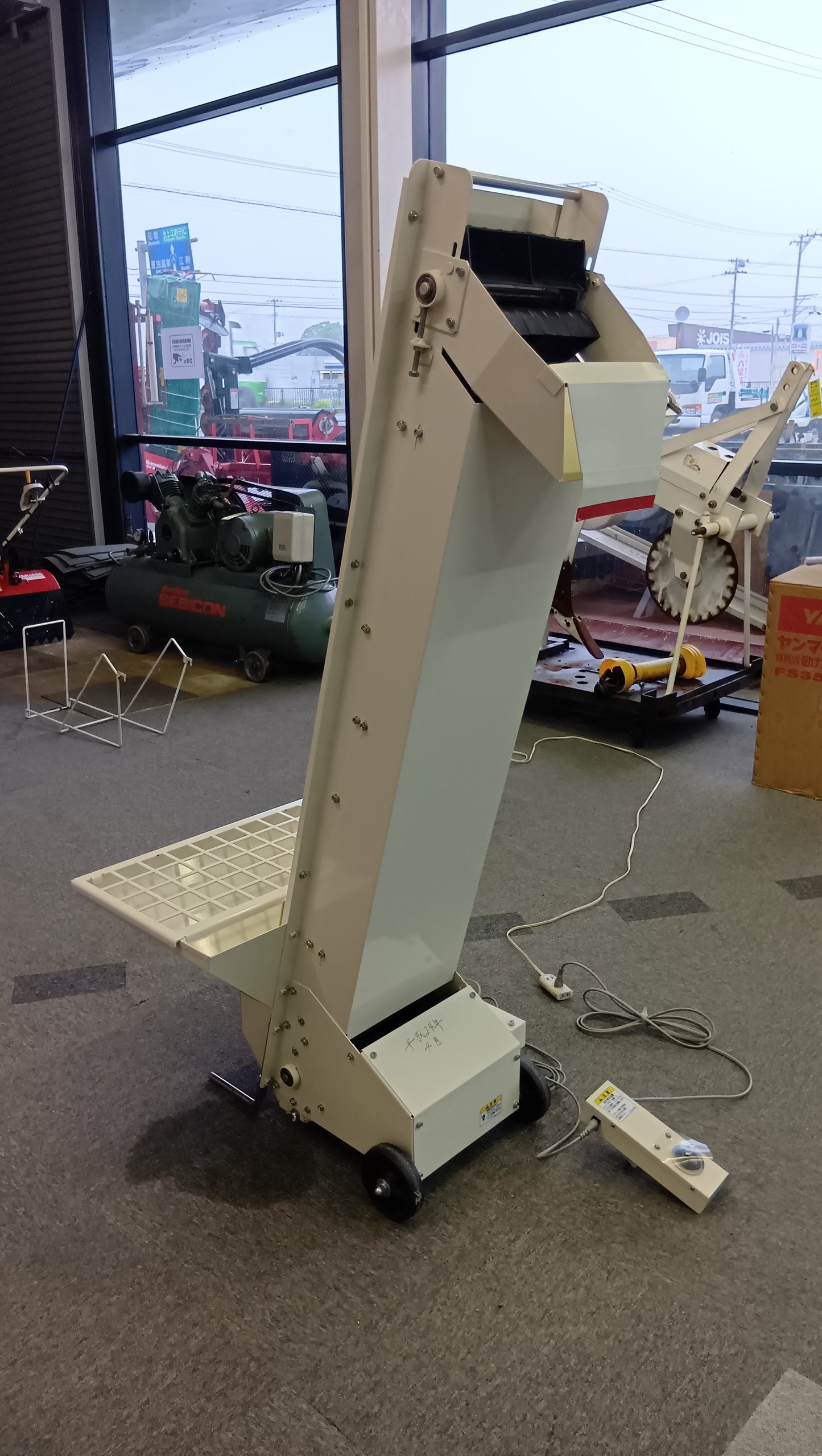 クボタ　中古　ミニバケット　SV-102　【岩手店504】