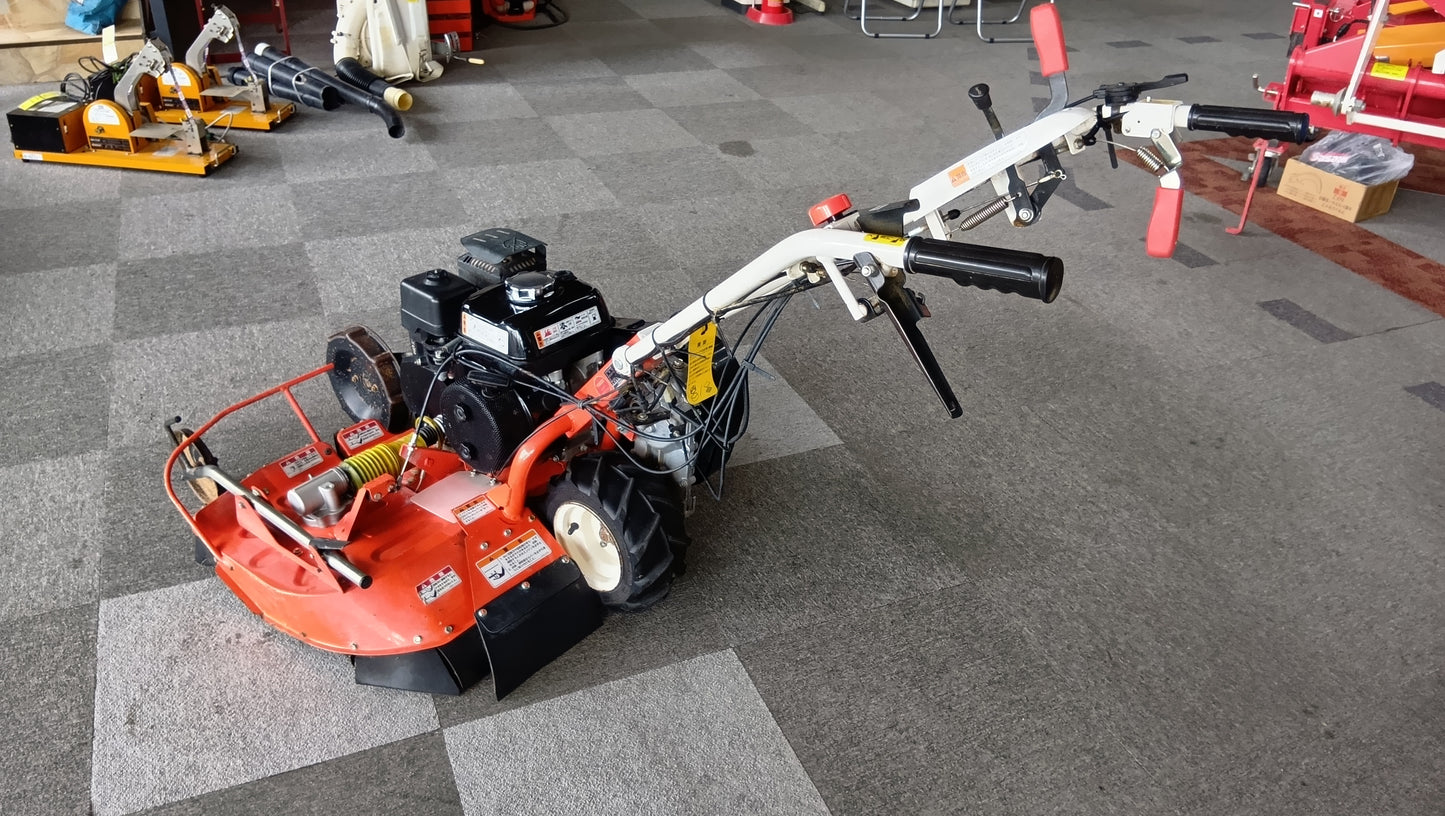 クボタ　中古　畦畔草刈機　GC605R　【岩手店613】