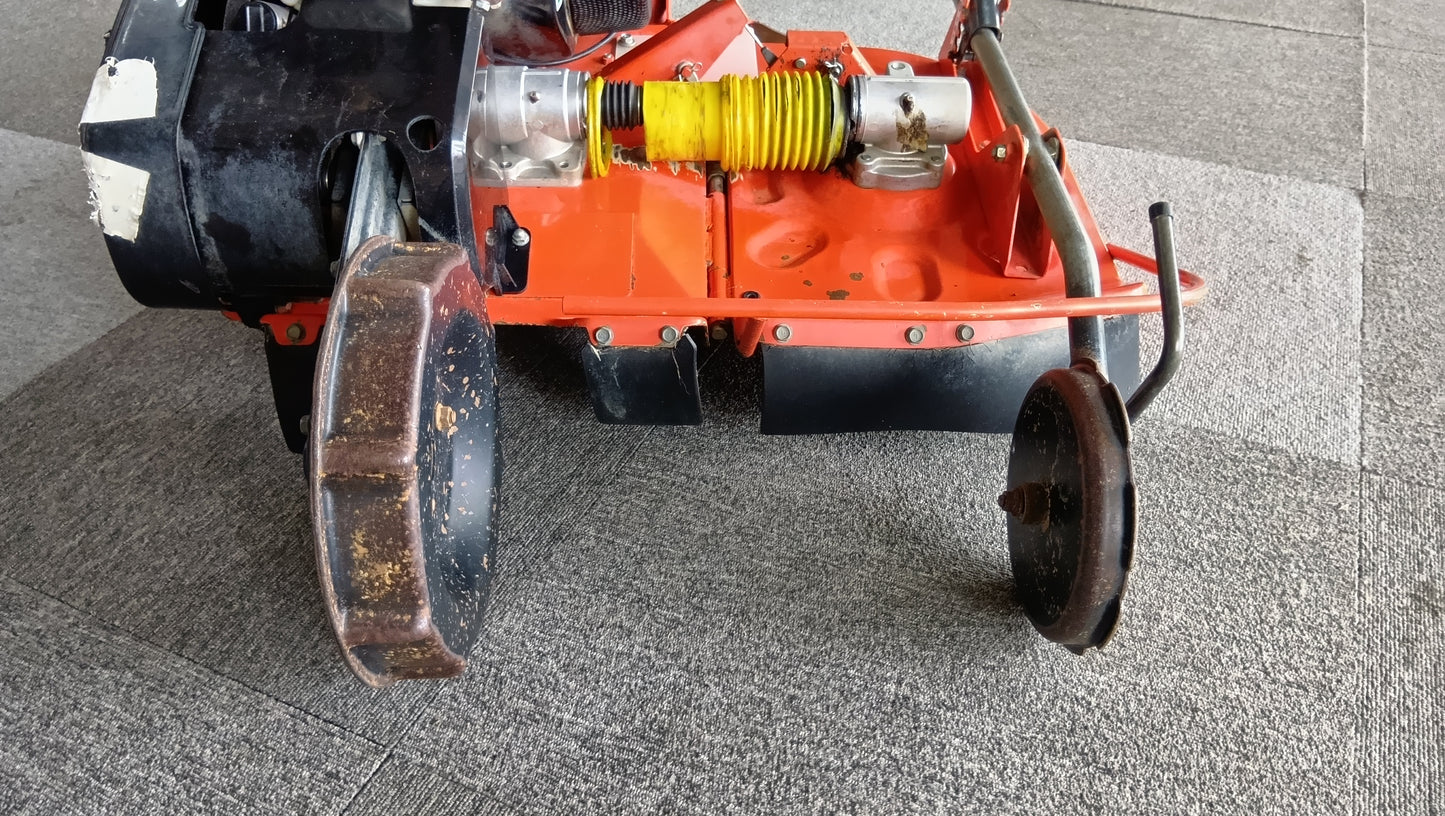 クボタ　中古　畦畔草刈機　GC605R　【岩手店613】